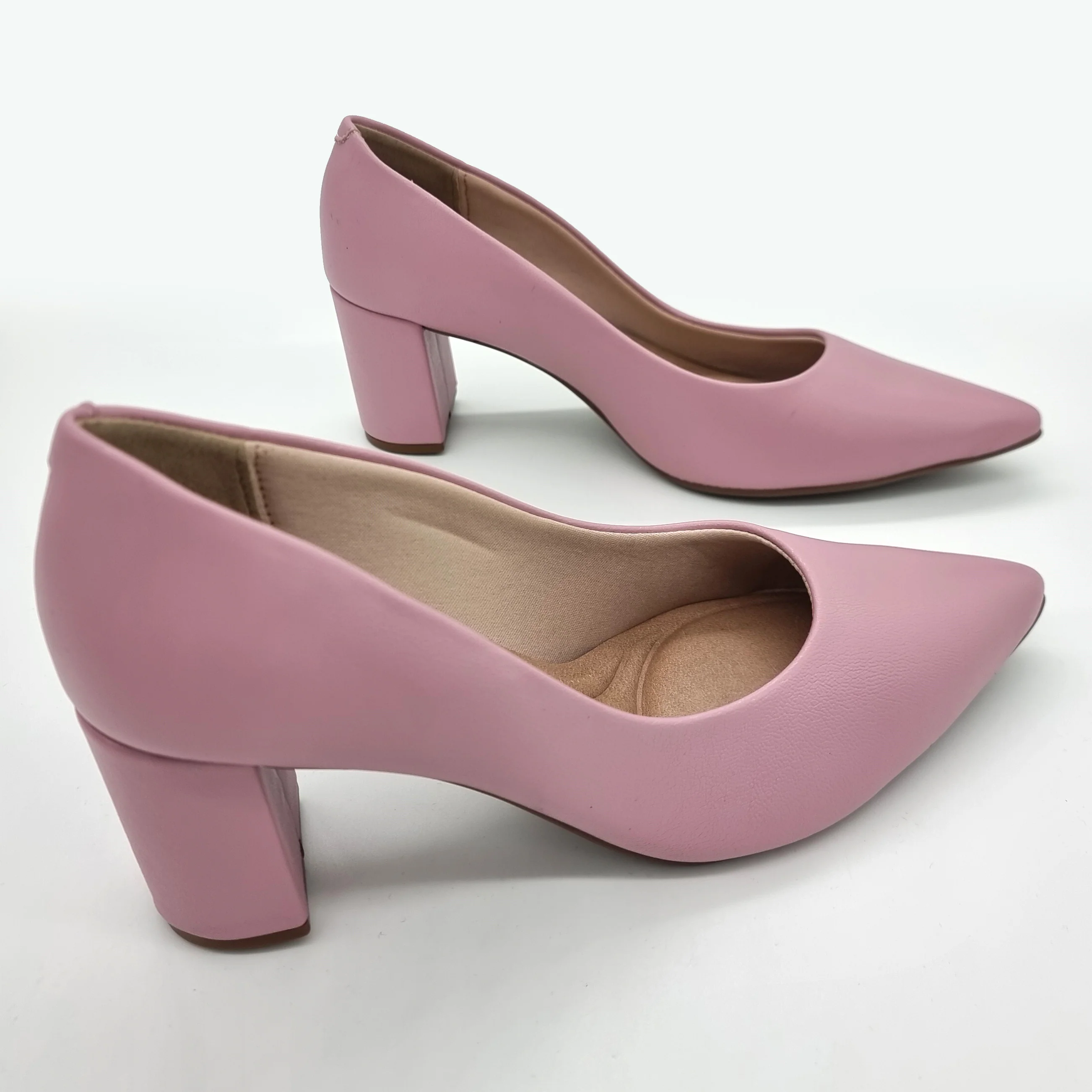 Beira Rio 4241-200 Pointy Toe Block Heel Pump in Rose Napa - Image 7