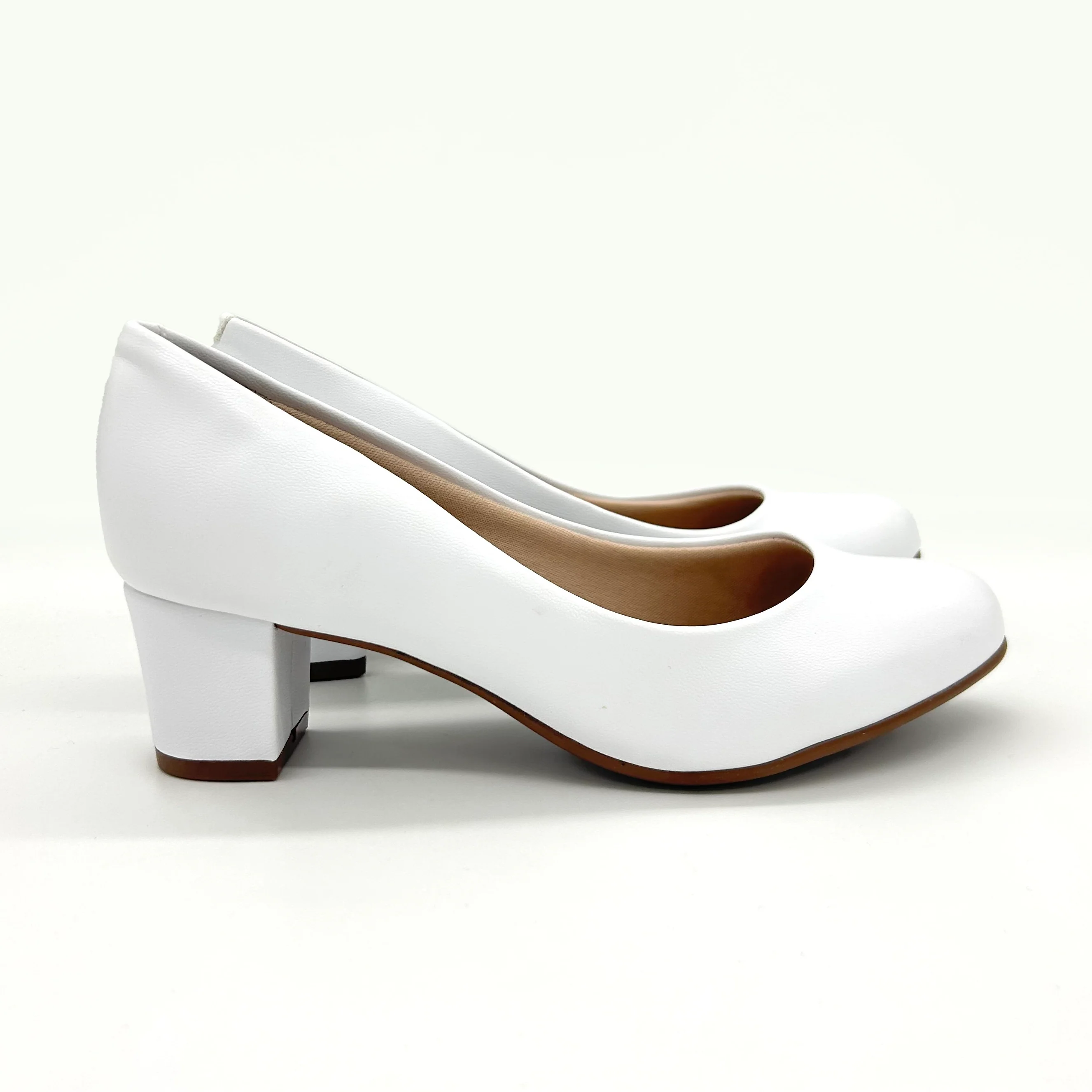 Beira Rio 4777-409 Low Heel Pump in White Napa - Image 3