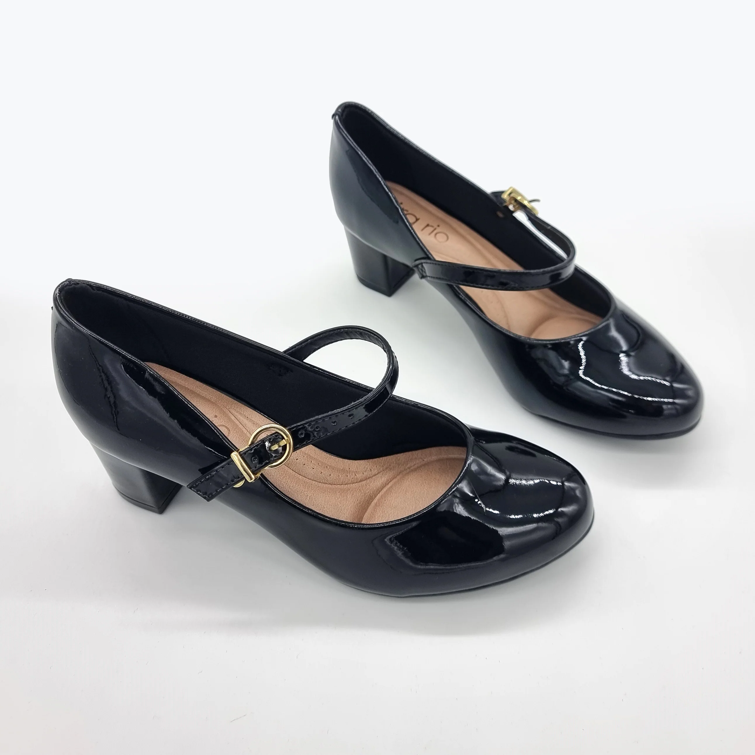 Beira Rio 4777-475 Low Heel Mary-Jane Pump in Black Patent - Image 2