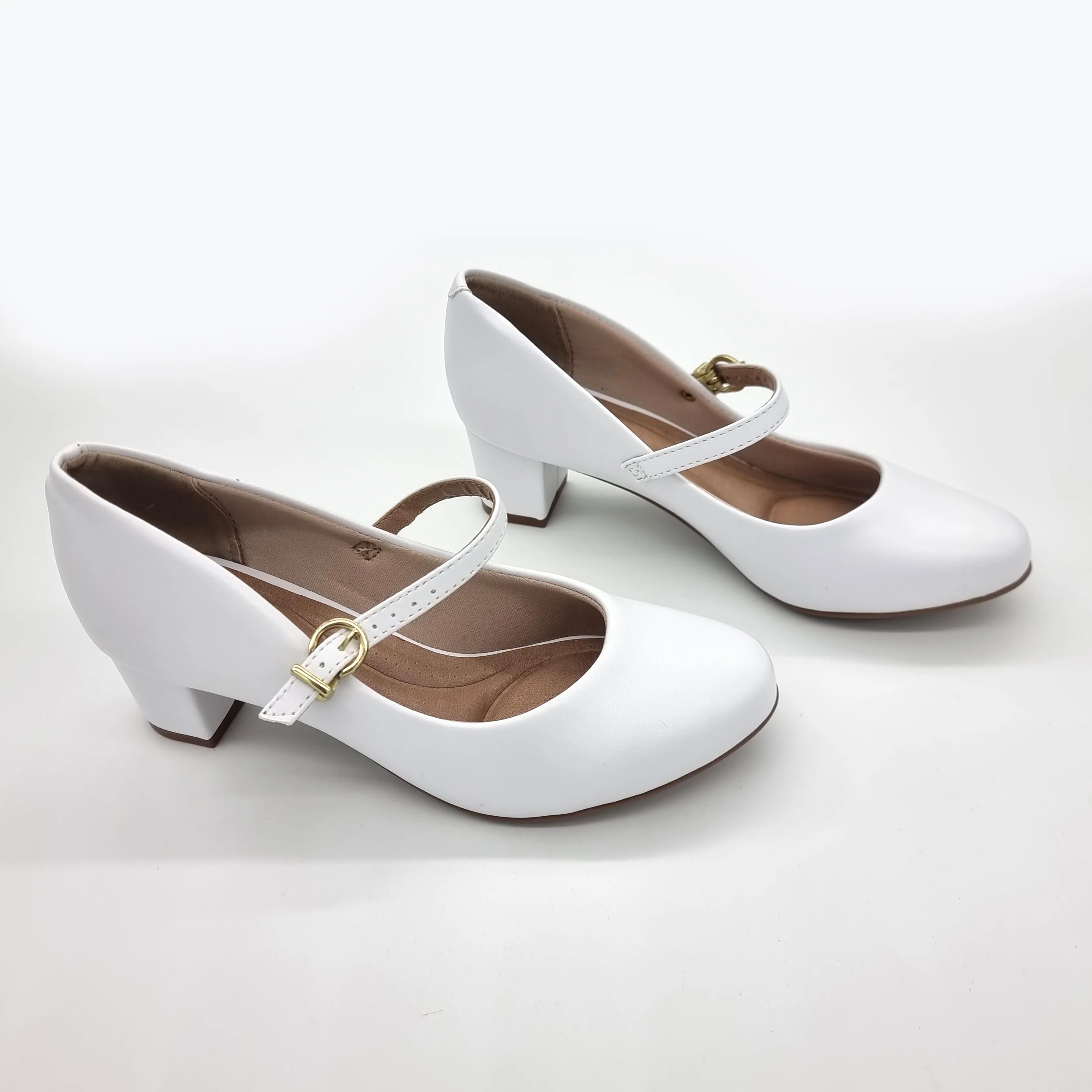Beira Rio 4777-475 Low Heel Mary-Jane Pump in White Napa - Image 3