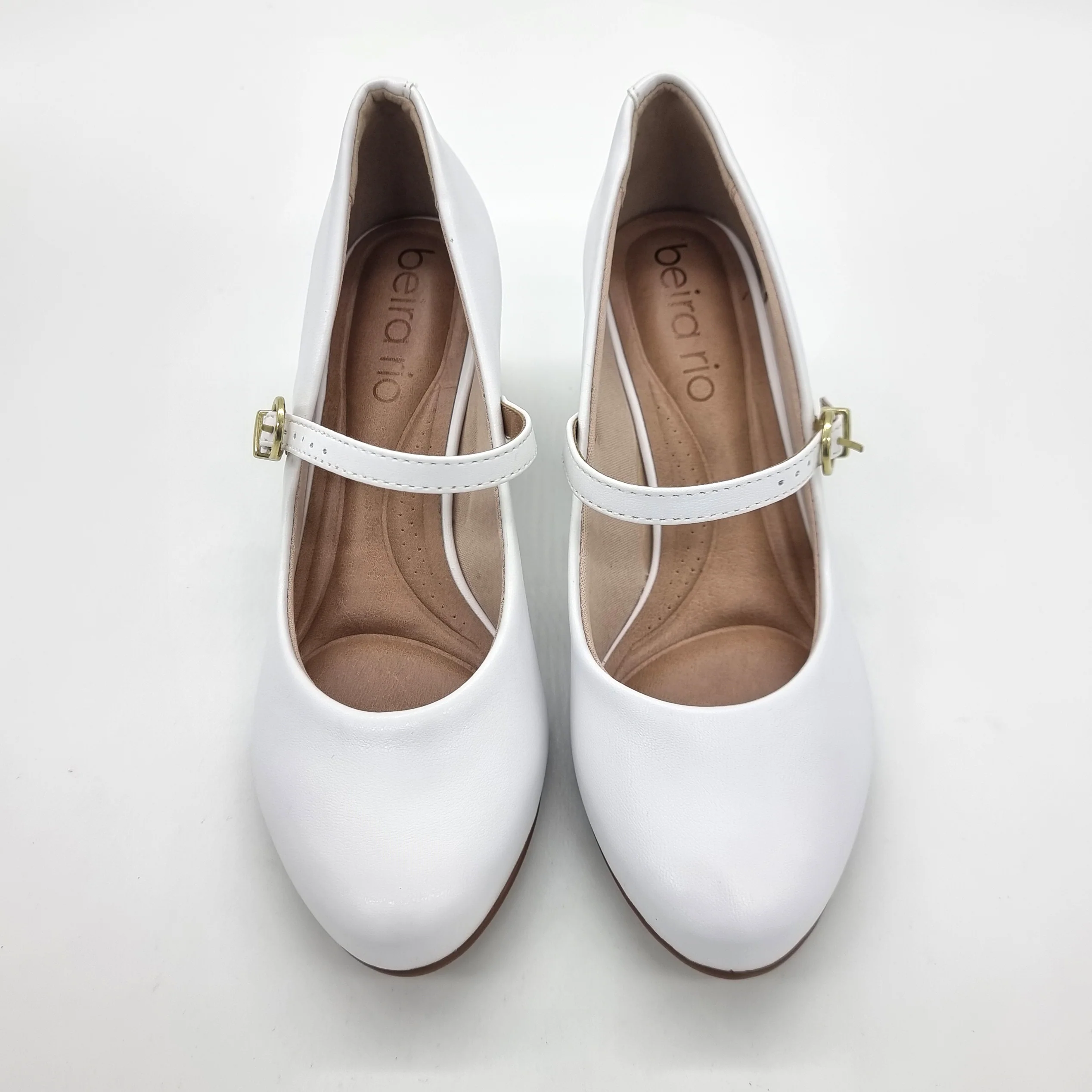 Beira Rio 4777-475 Low Heel Mary-Jane Pump in White Napa - Image 4