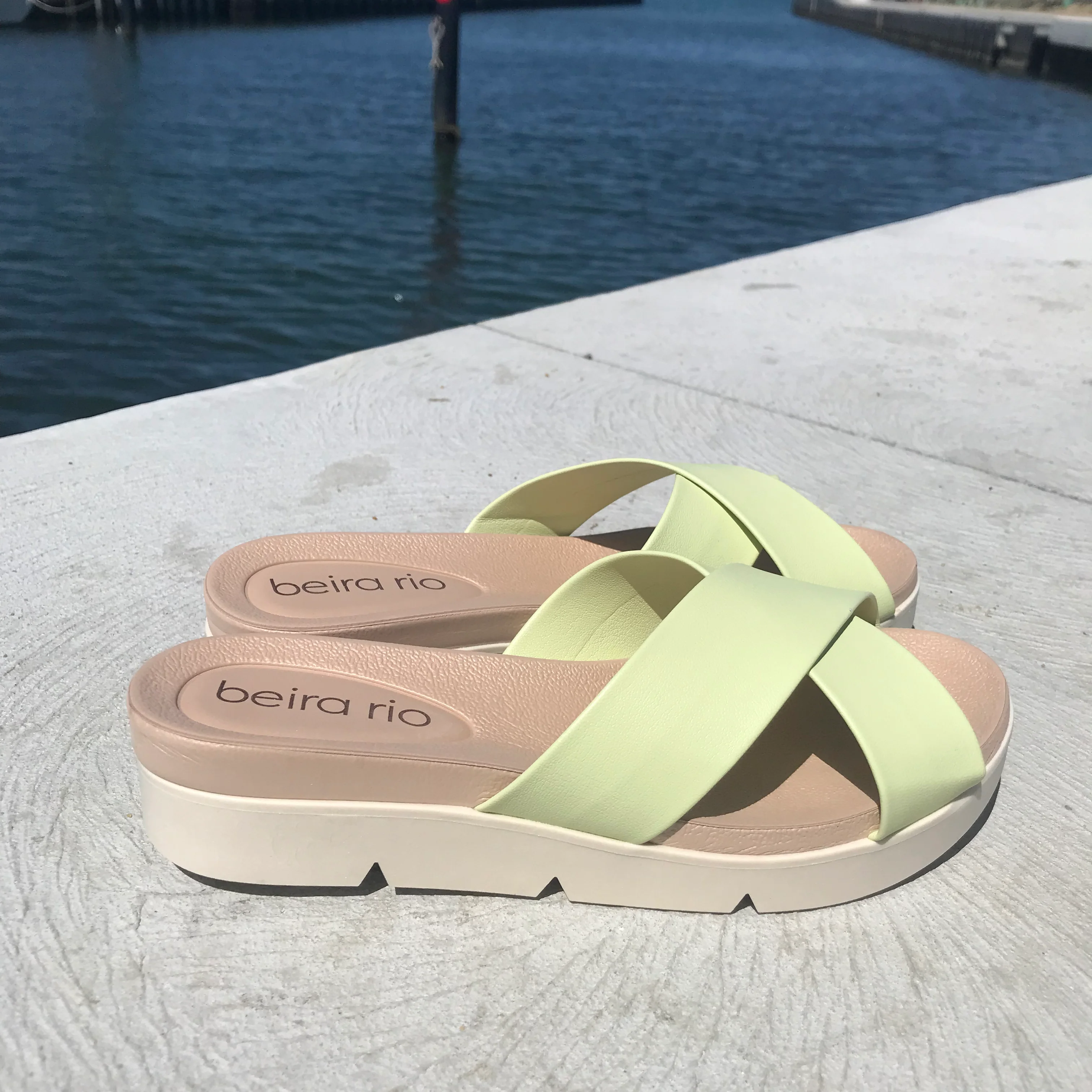 Beira Rio 8387-501 Slip-on Sandal in Mint Napa - Image 3