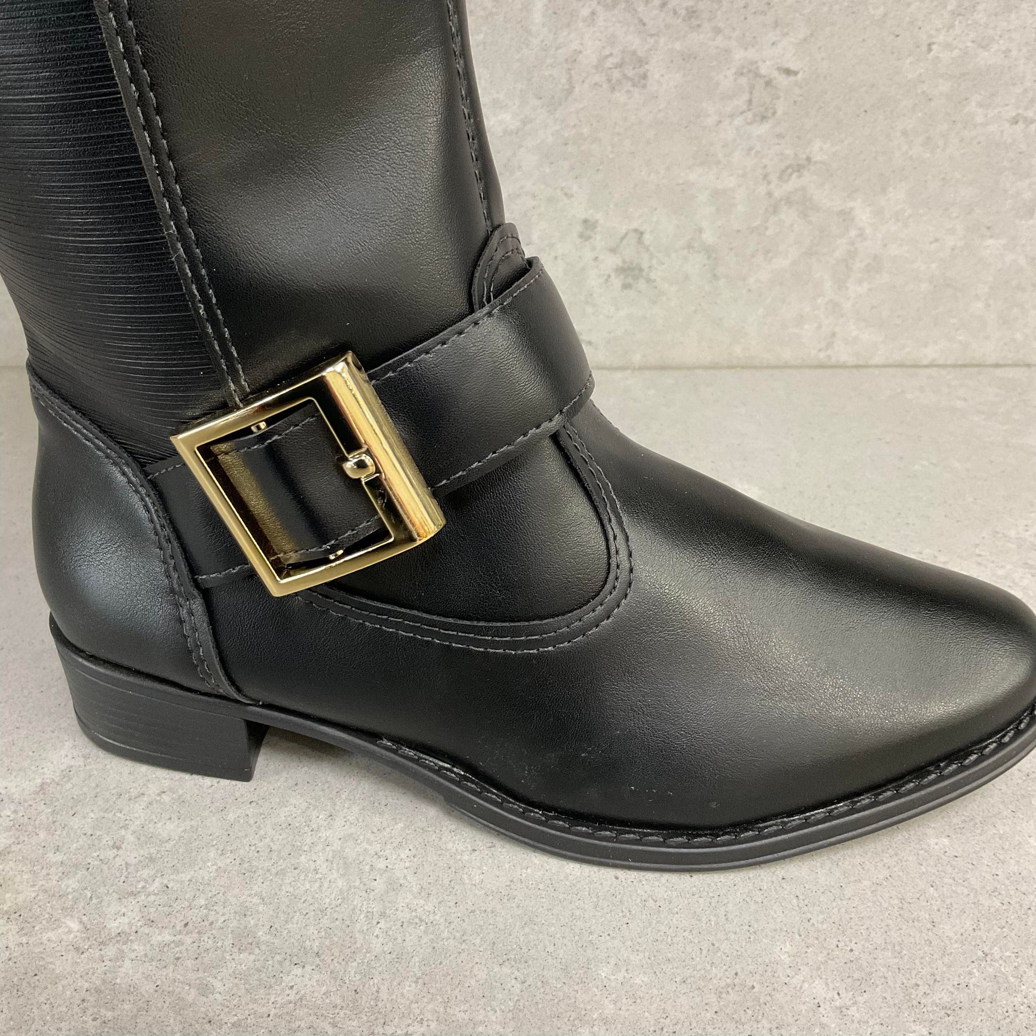 Beira Rio 9045-241 Riding Boot in Black - Image 3