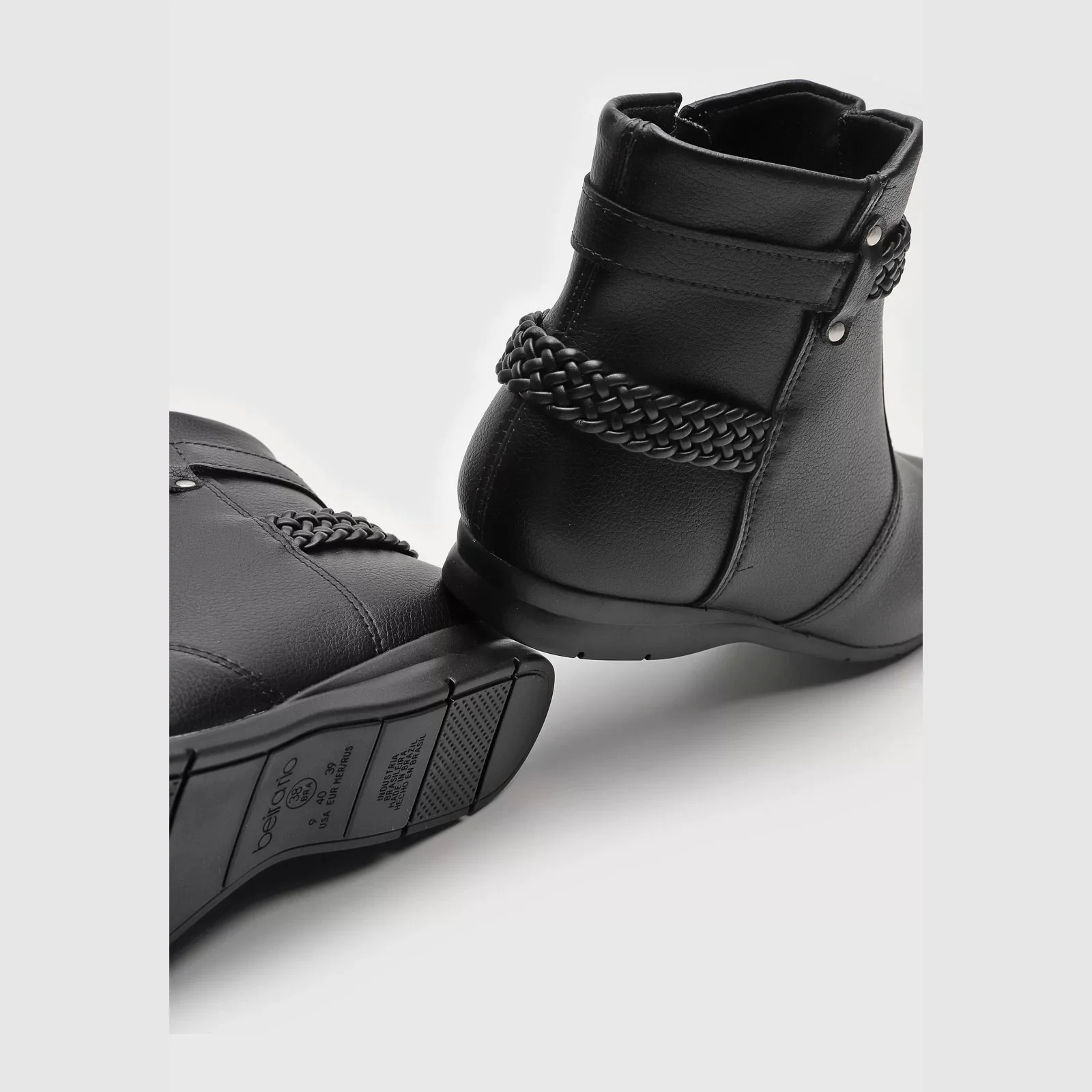 Beira Rio 9073-105 Flat Ankle Boot in Black Napa - Image 7