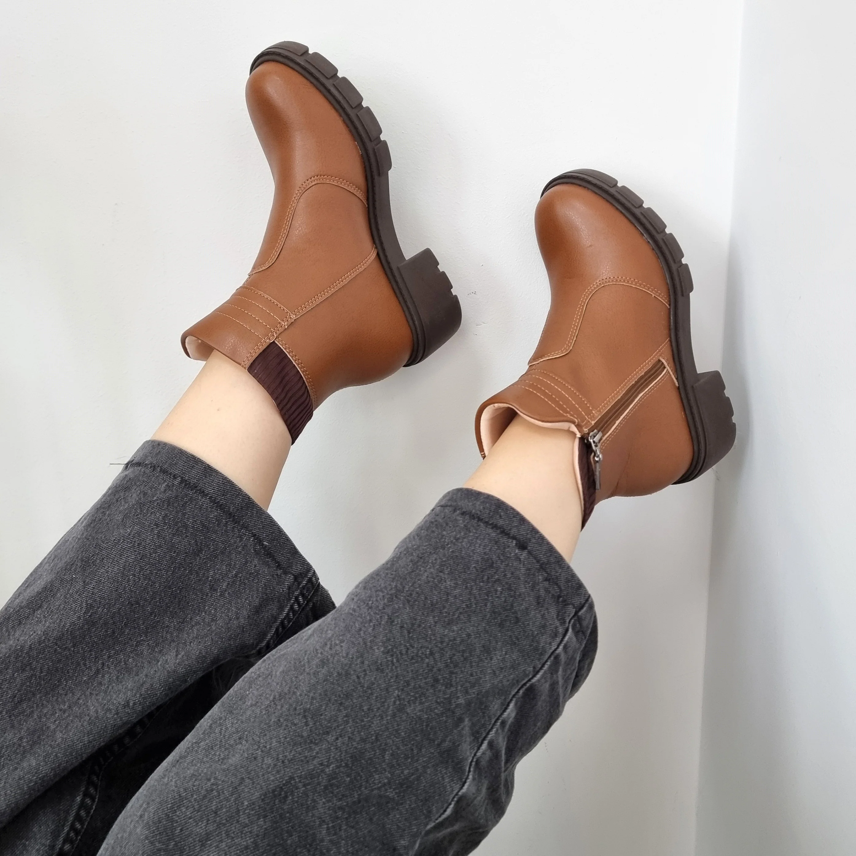 Beira Rio 9077-211 Low Heel Ankle Boot in Caramel - Image 7