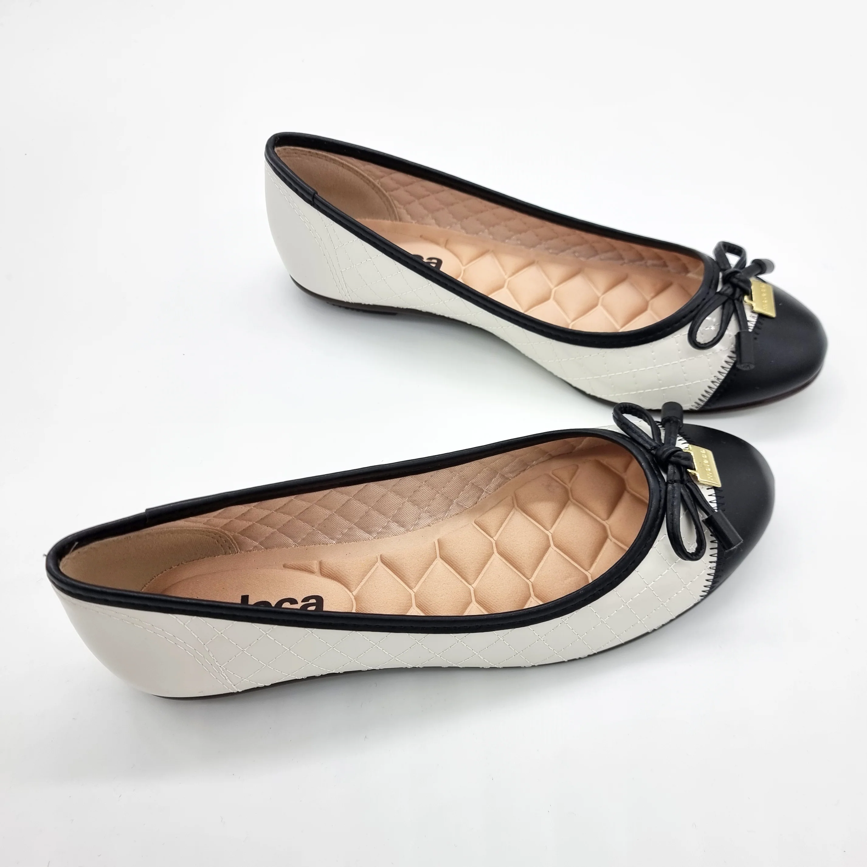Moleca 5027-1407 Strappy Kitten Heel Pointy Toe Nump in White/Black - Image 7