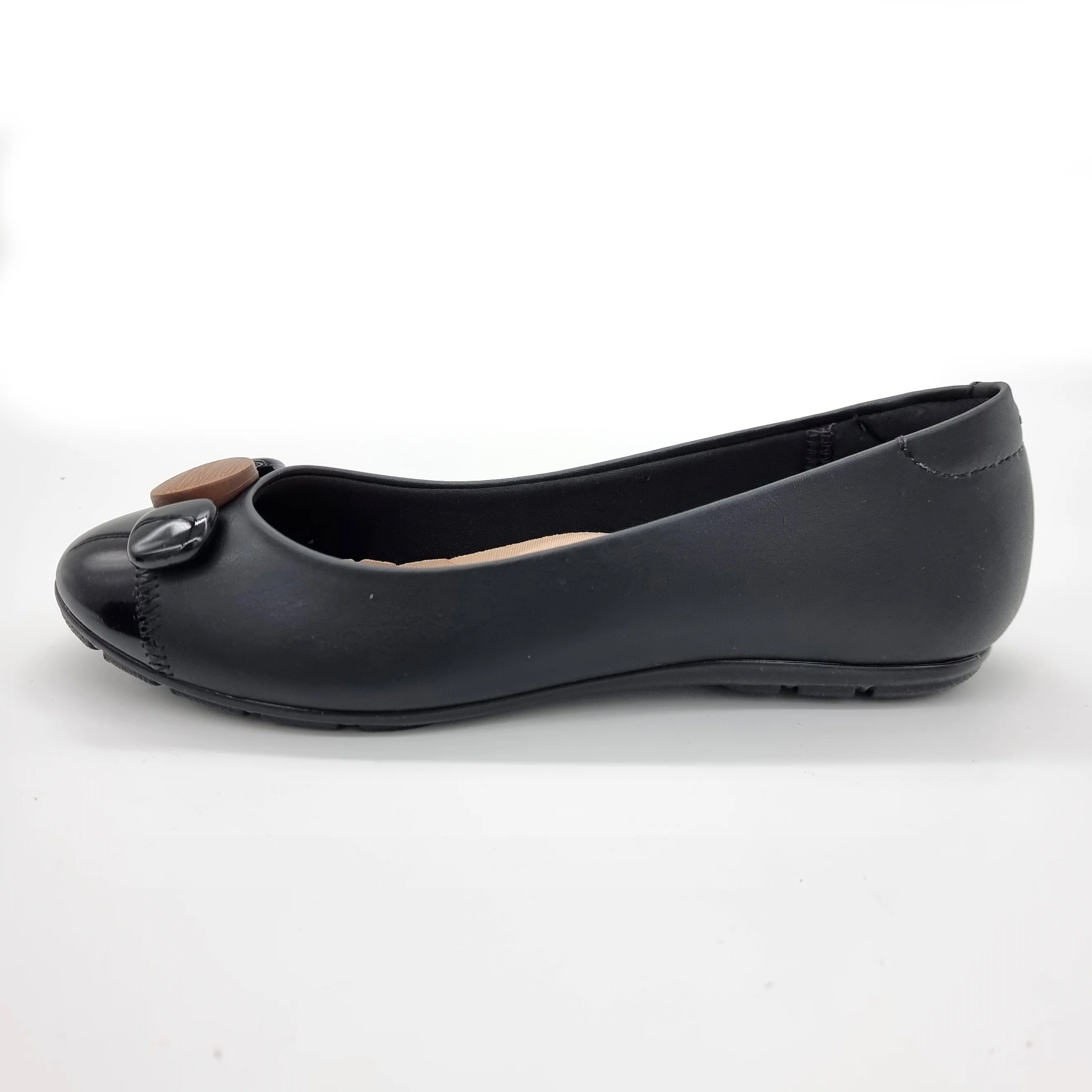 Moleca 5800-101 Round Toe Flat in Black Napa - Image 3