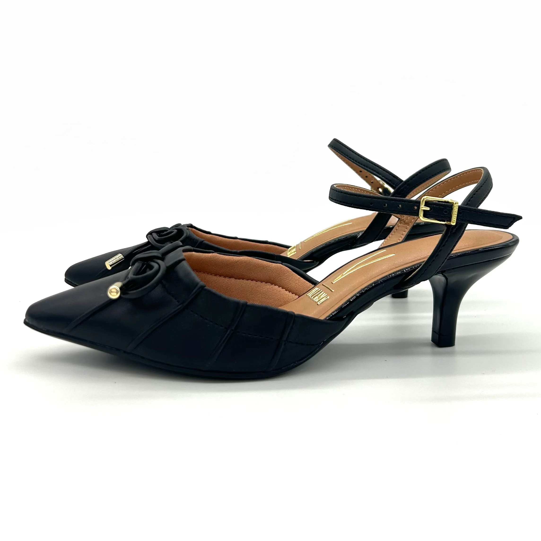 Vizzano 1122-829 Kitten Heel Pointy Toe Pump in Black - Image 2