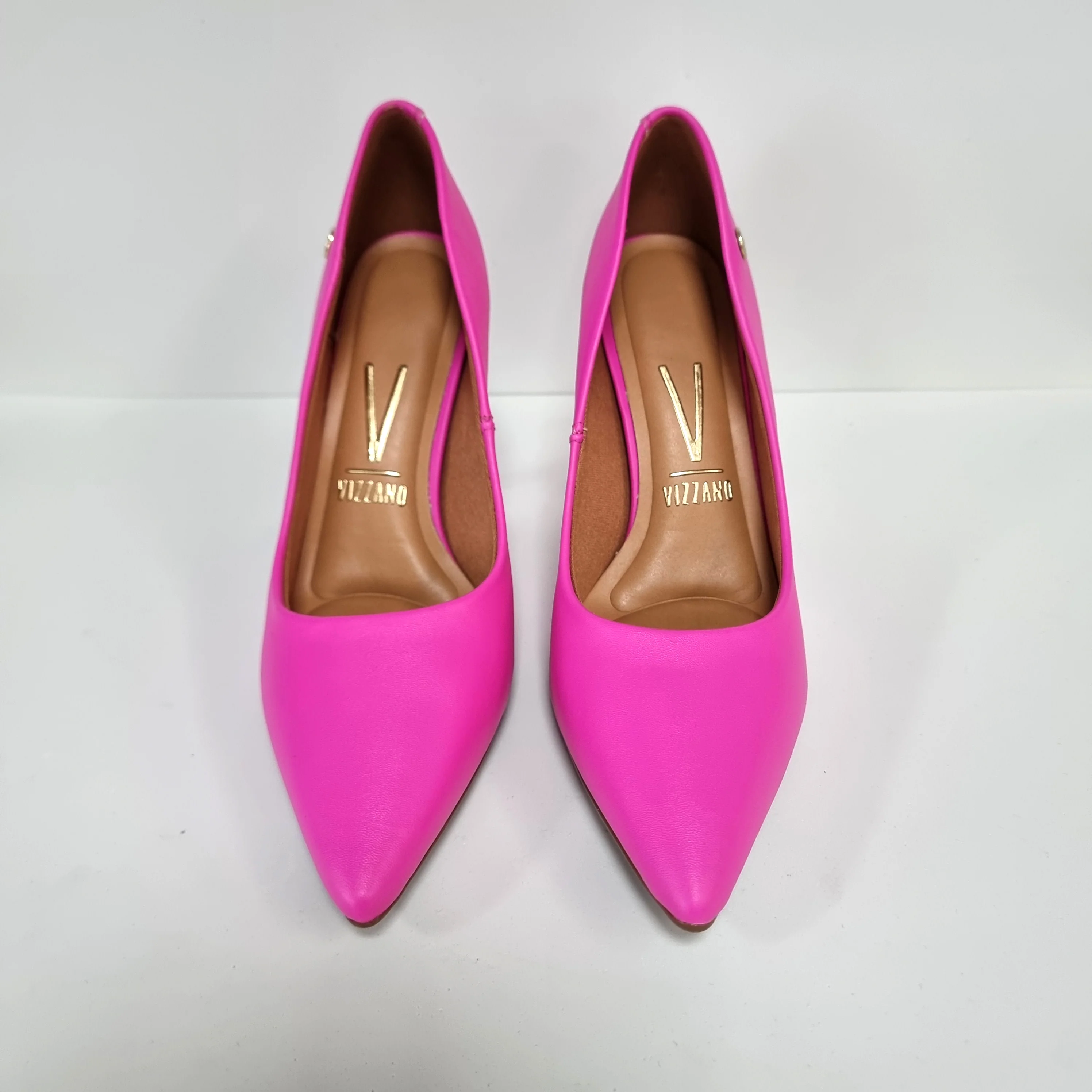 Vizzano 1184-1101 Pointy Toe Pump in Pink Neon Napa - Image 2