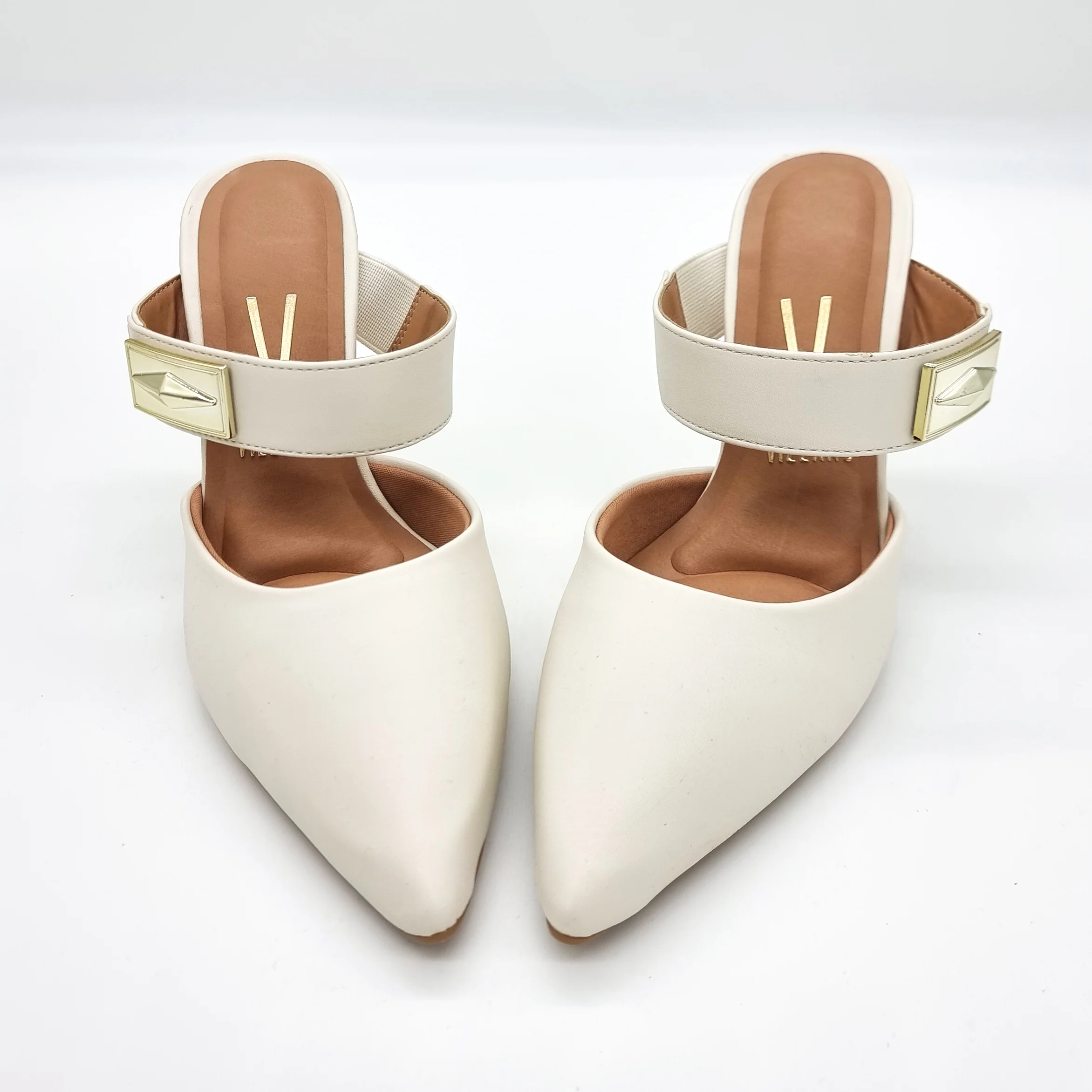 Vizzano 1184-1189 Pointy Toe Mule Pump in Off White - Image 6