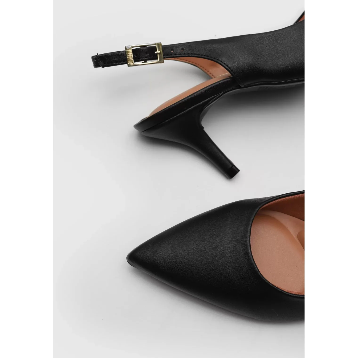 Vizzano 1185-700 Mid Heel Slingback in Black Napa - Image 6