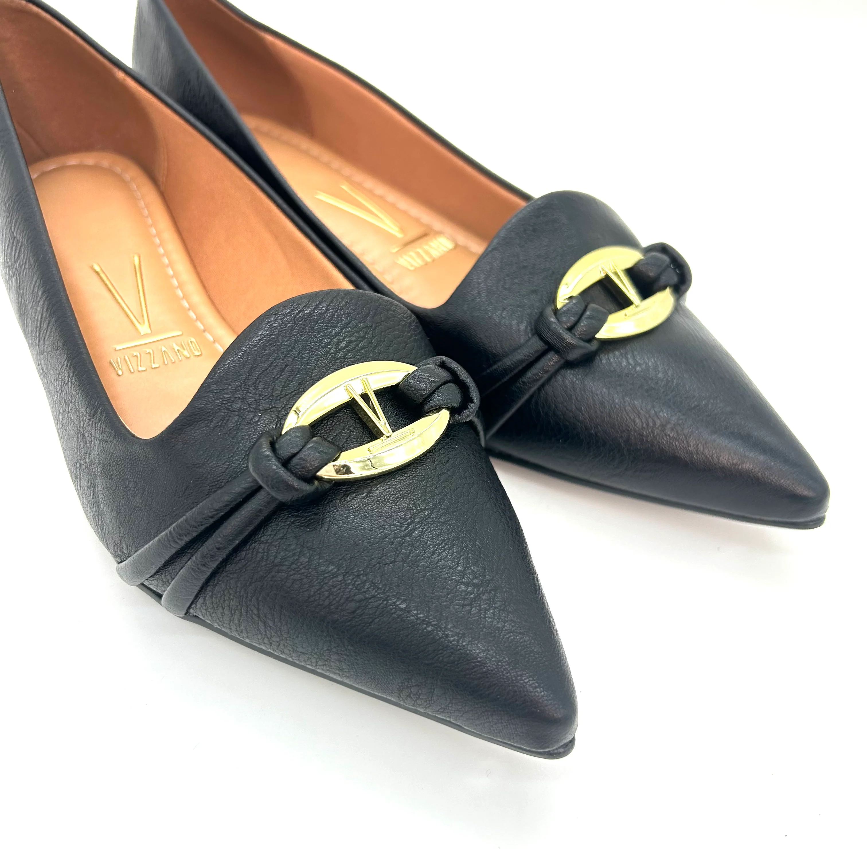 Vizzano 1206-1004 Pointy Toe Flat in Black - Image 2