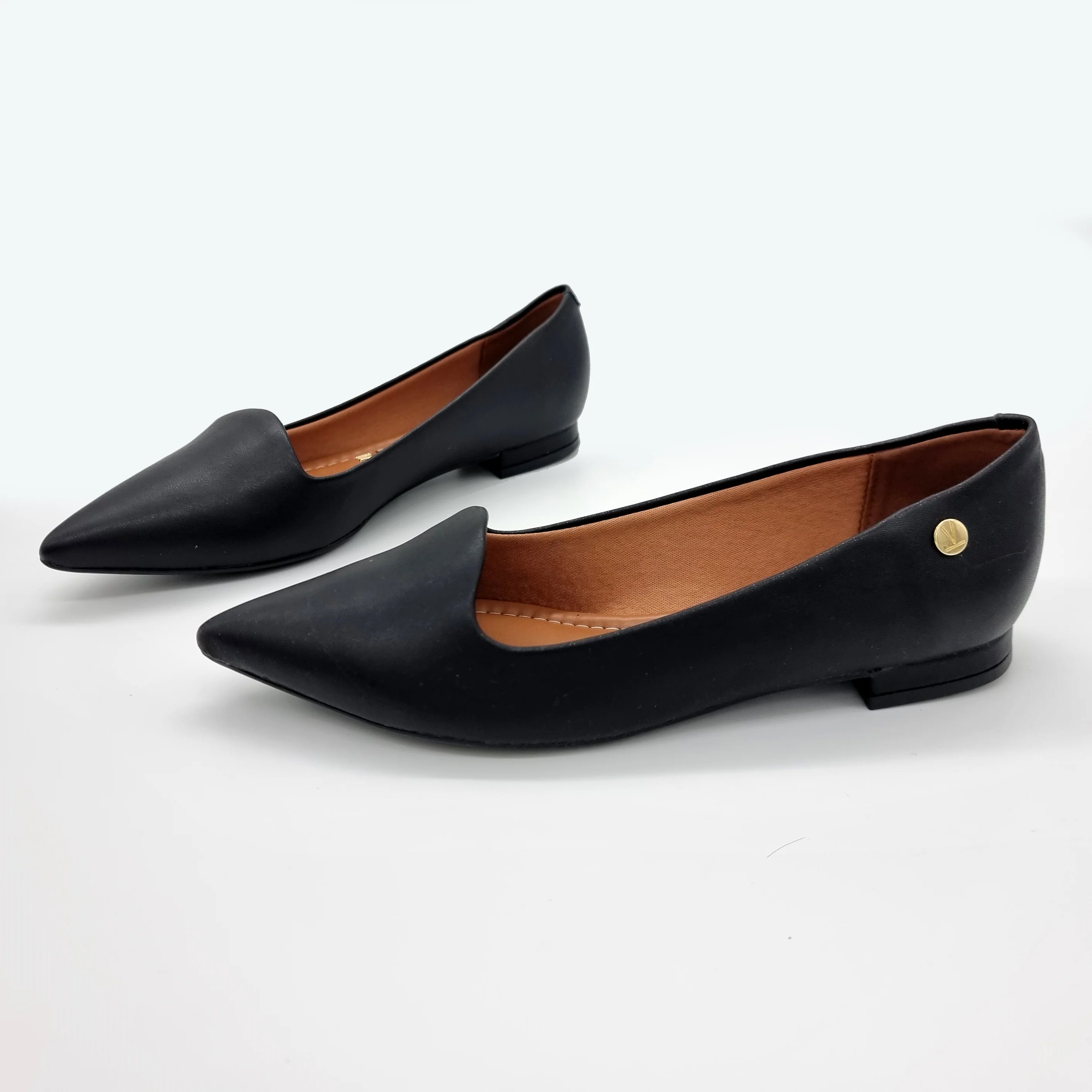 Vizzano 1206-261 Pointy Toe Flat in Black Napa - Image 2