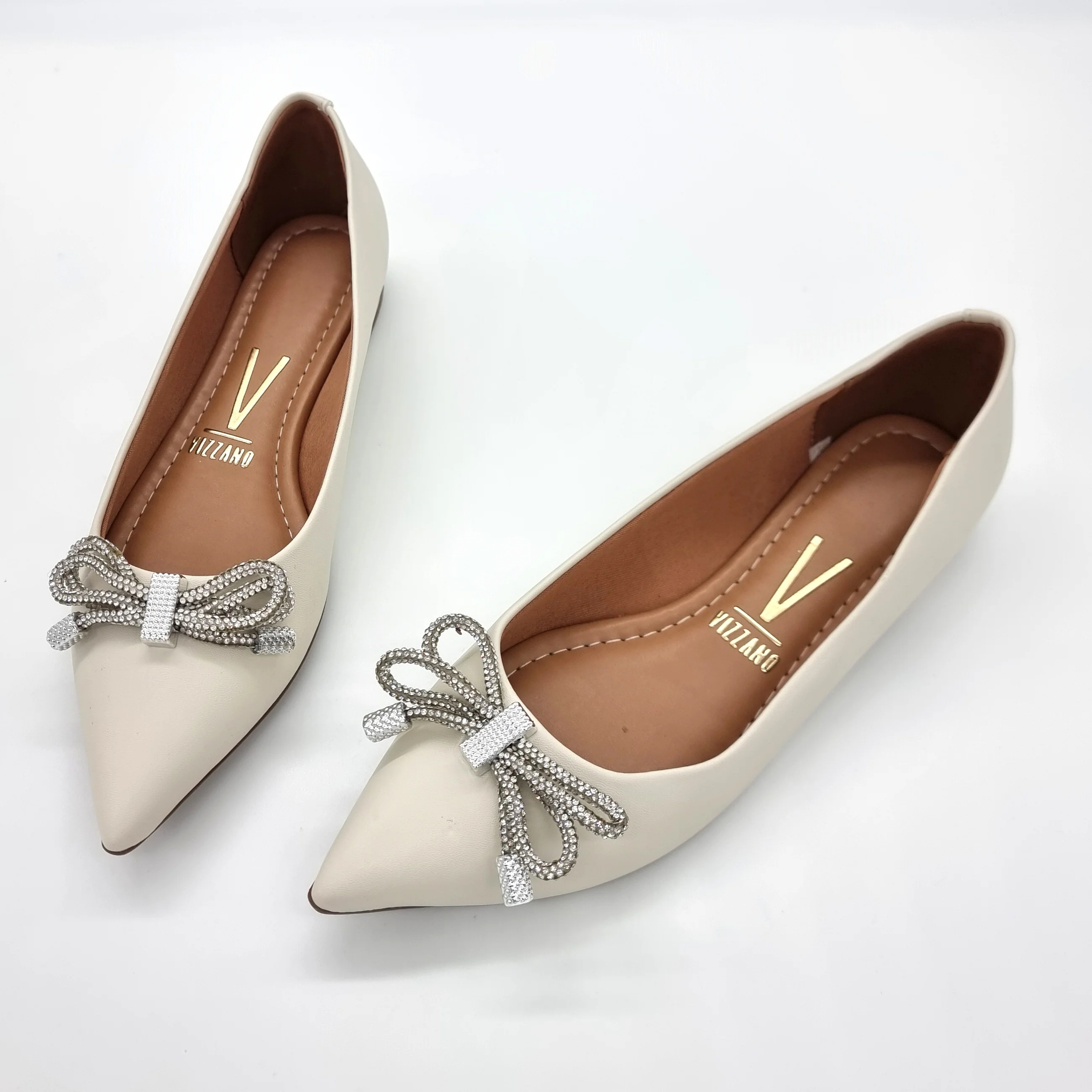 Vizzano 1206-290 Pointy Toe Flat in Off White Napa - Image 5
