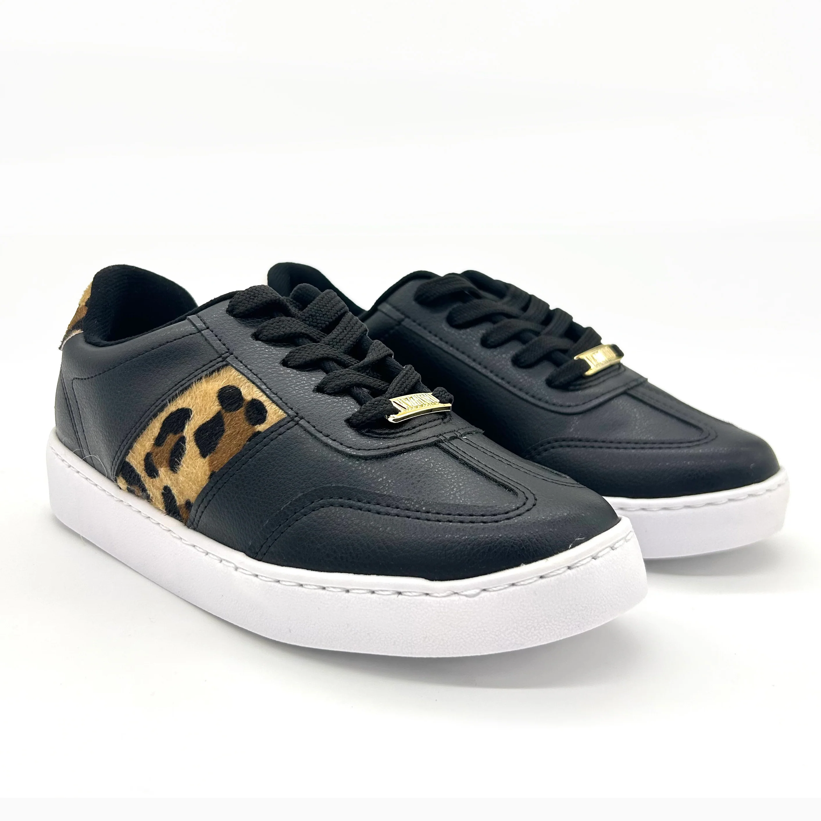 Vizzano 1214-1067 Lace-Up Sneaker in Black/Multi Beige - Image 8