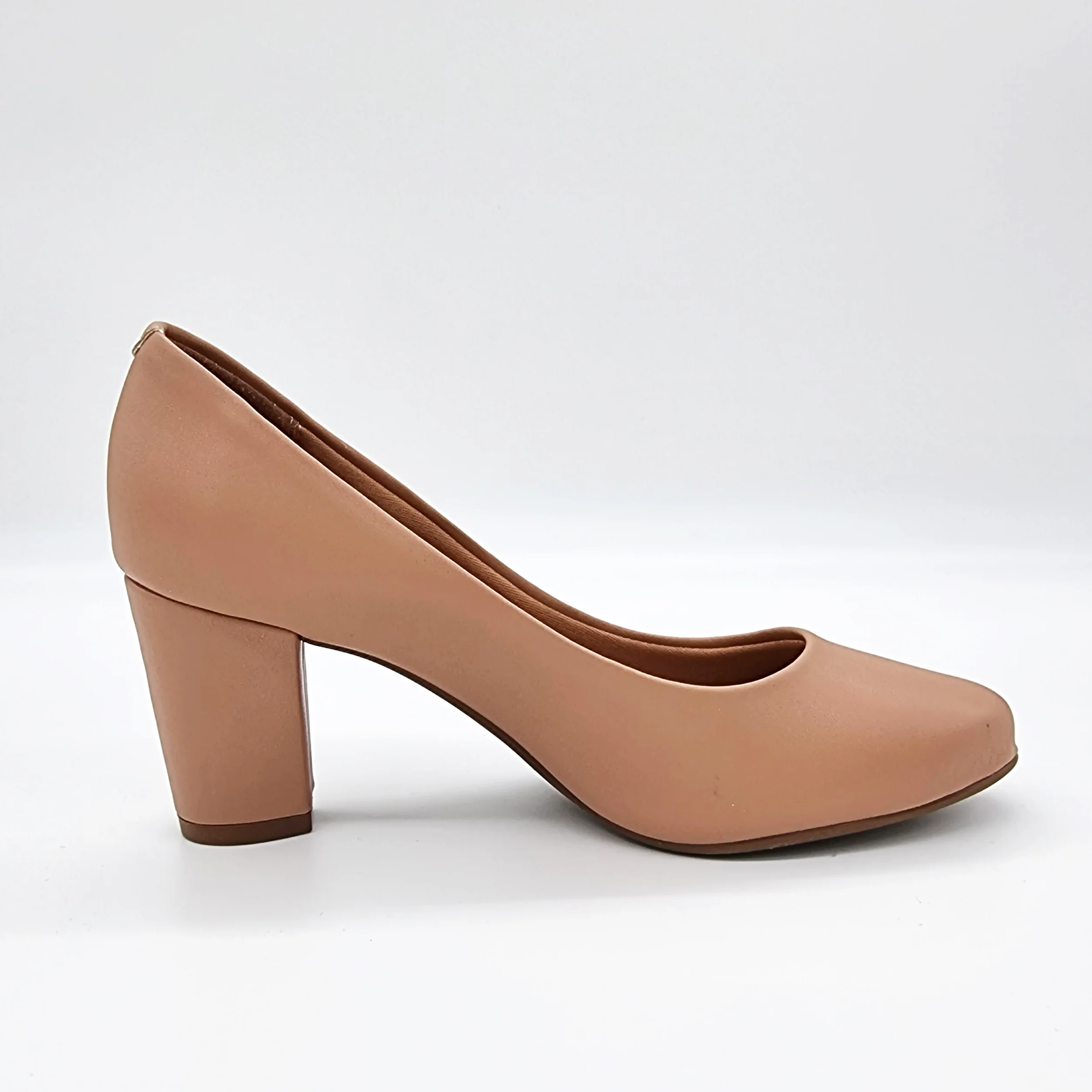 Vizzano 1259-200 Block Heel Round Toe Pump in Nude Napa - Image 4