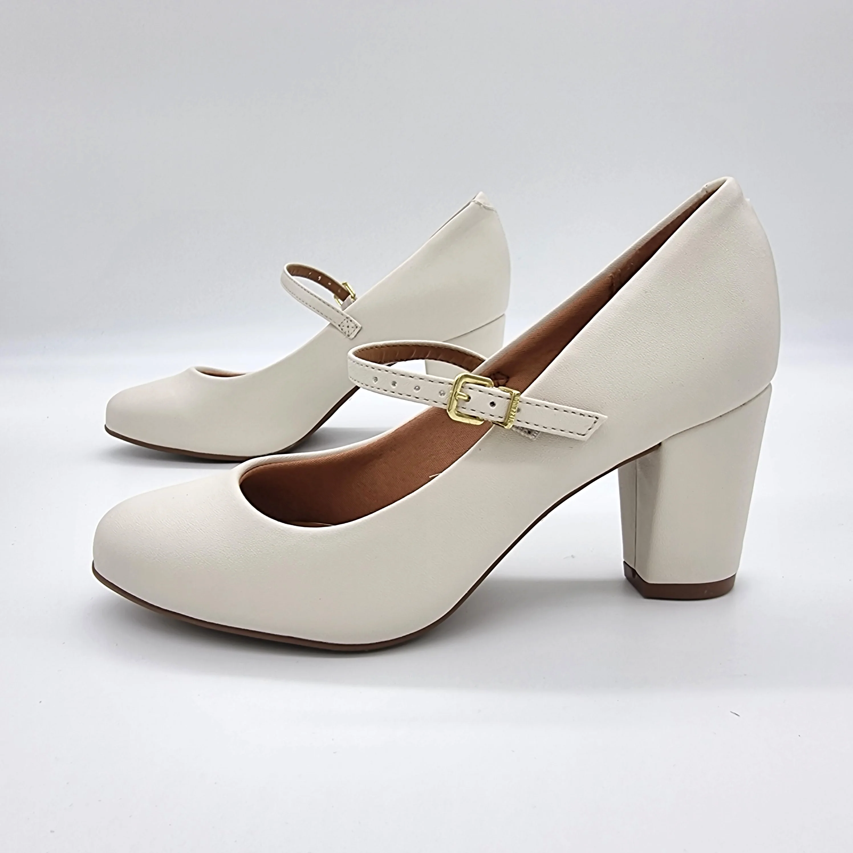 Vizzano 1259-206 Block Heel Round Toe Mary Jane Pump in Off White Napa - Image 2