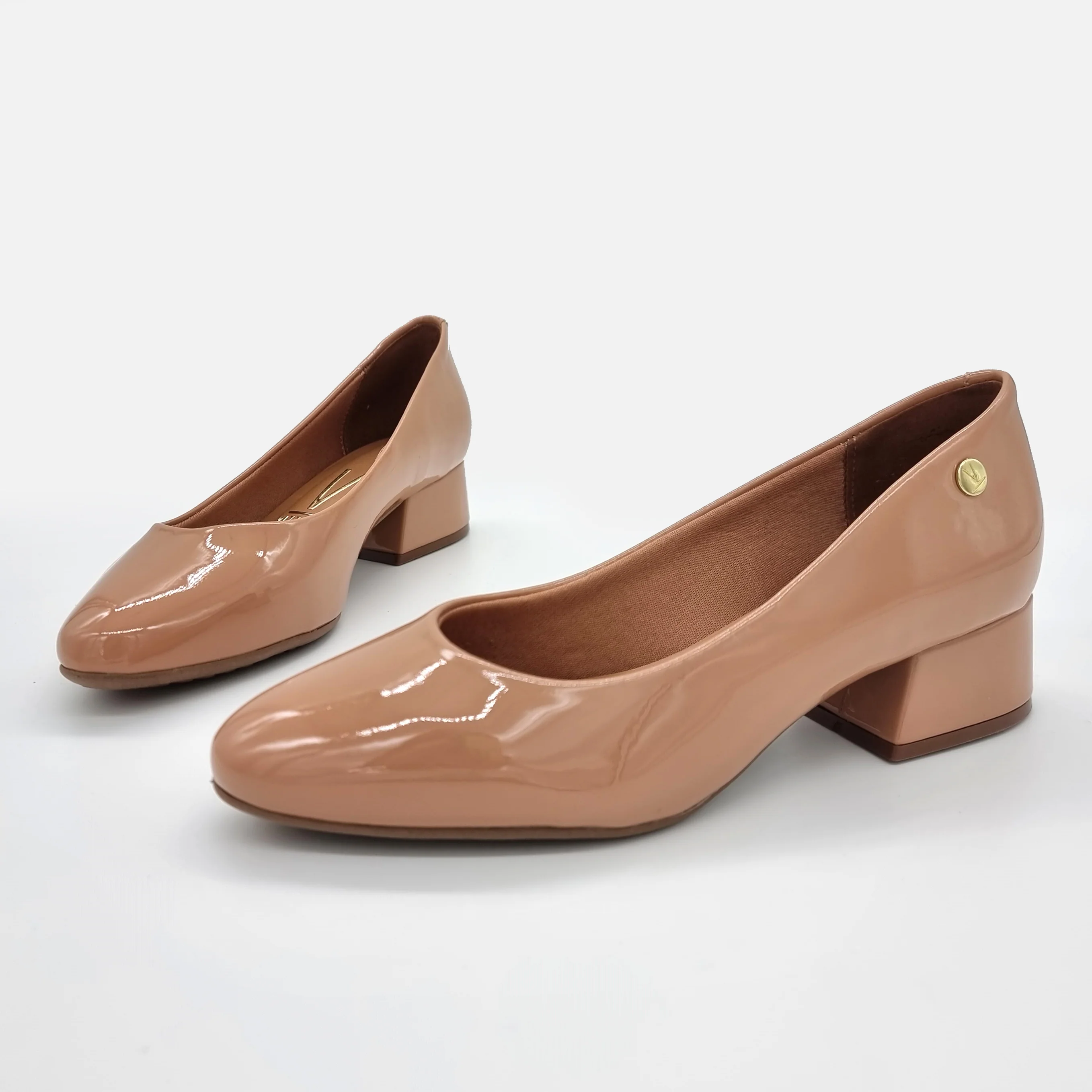 Vizzano 1346-100 Low Heel Pump in Nude Patent - Image 4