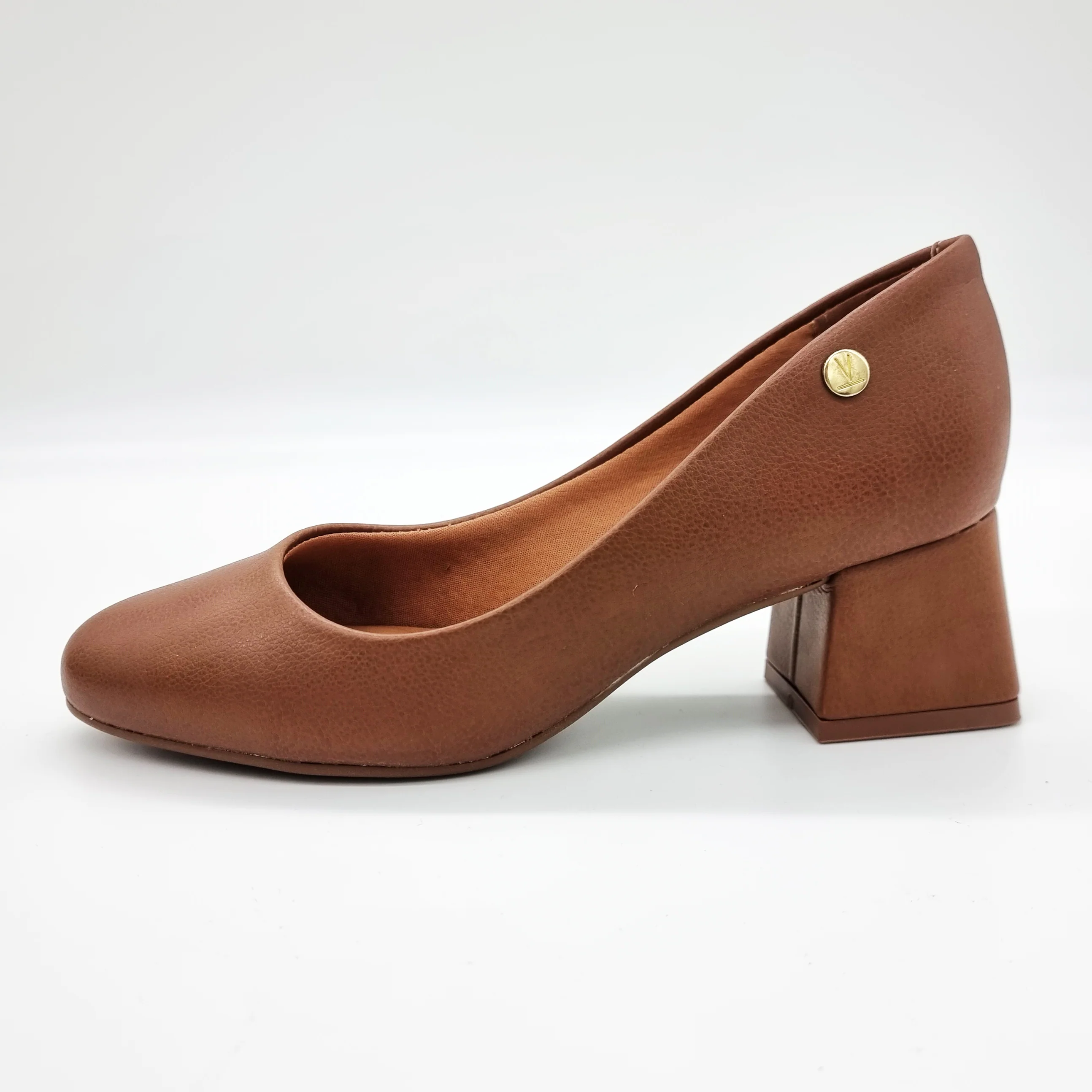 Vizzano 1423-100 Block Heel Round Toe Pump in Caramel Napa - Image 2