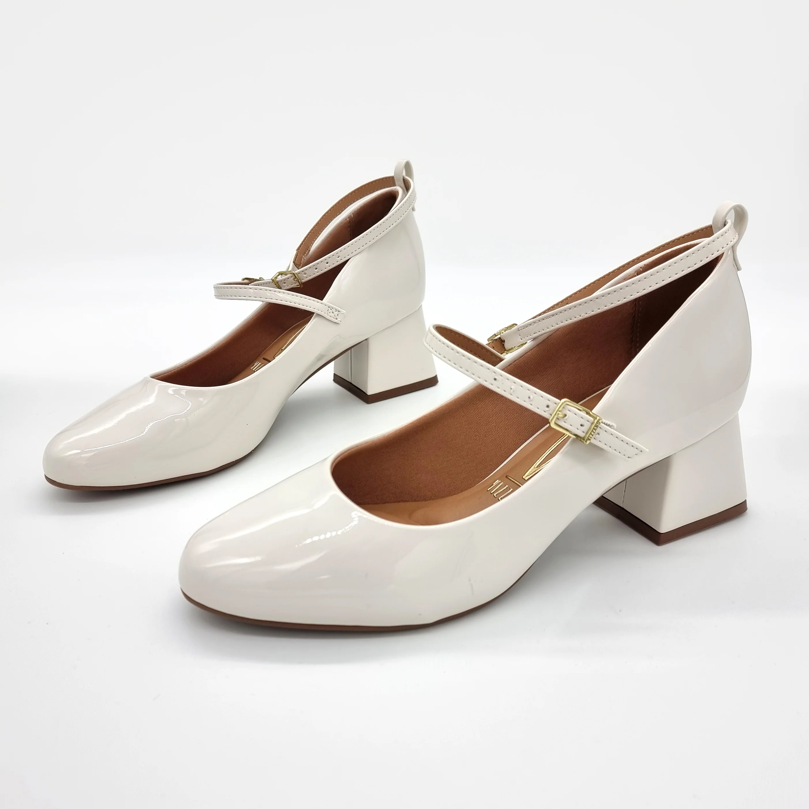 Vizzano 1423-102 Block Heel Round Toe Strappy Pump in Off White Patent - Image 2