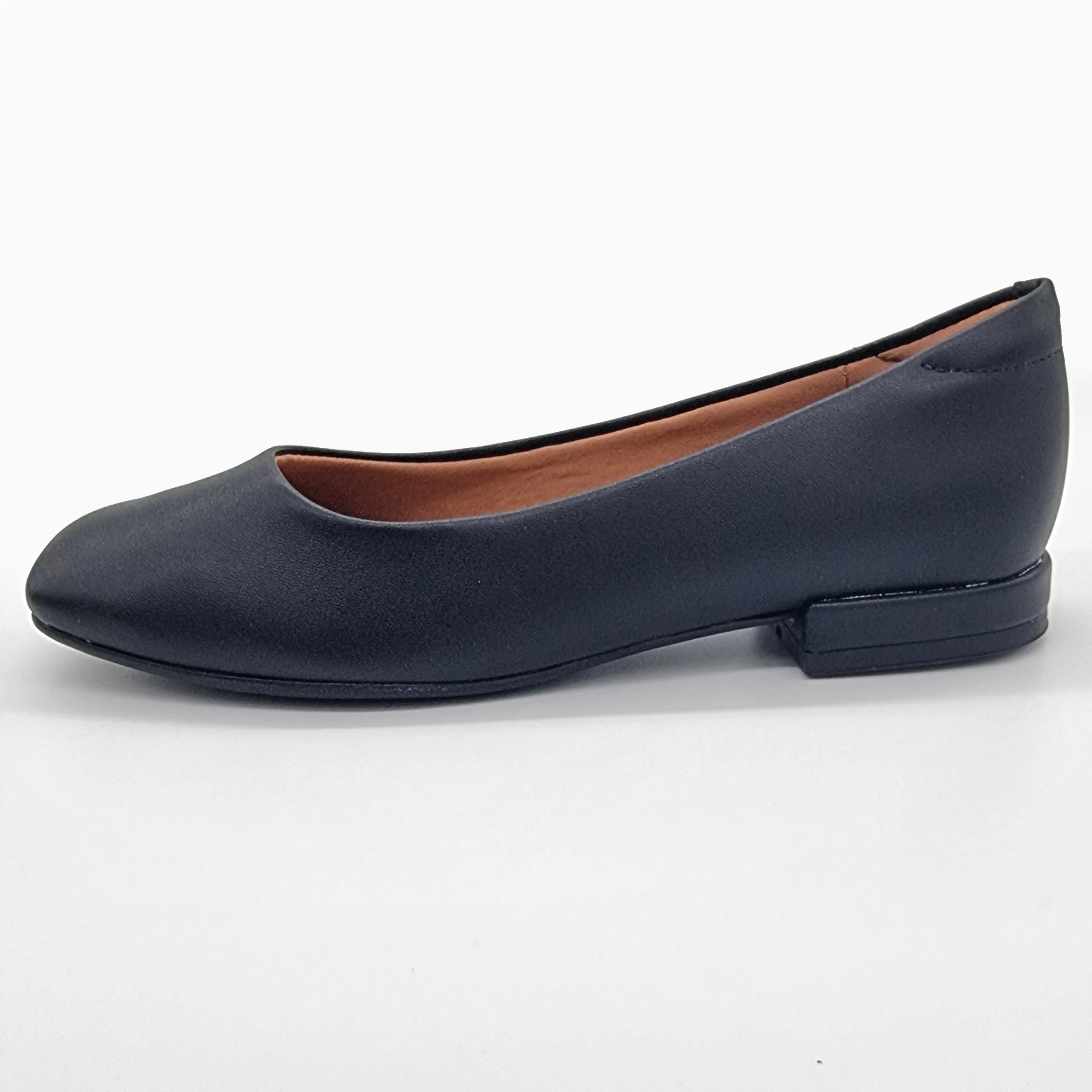 Vizzano 1427-100 Square Toe Flat in Black Napa - Image 7