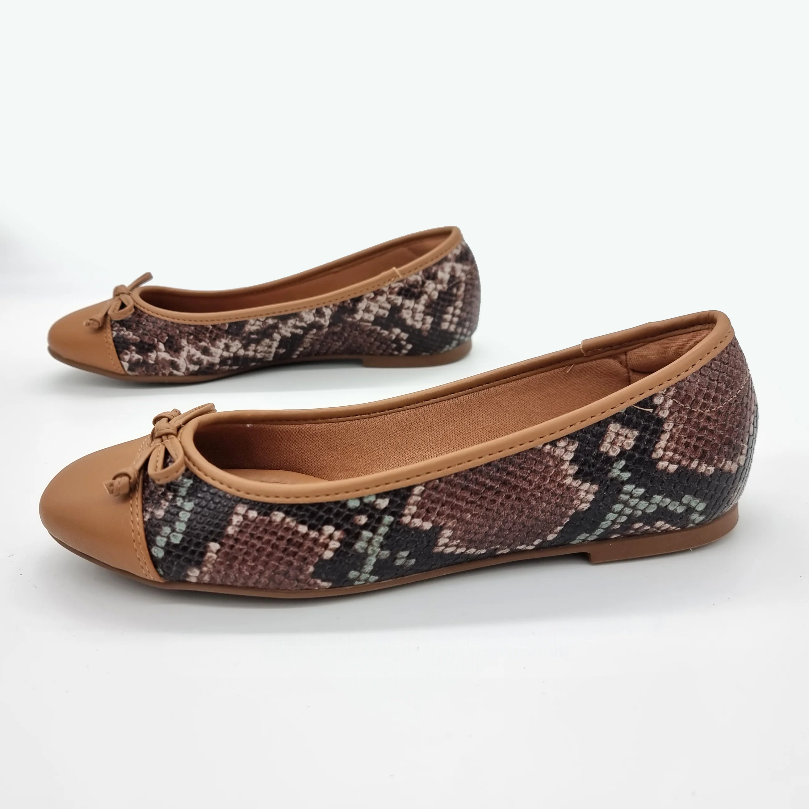 Vizzano 1432-100 Flat in Multi Camel - Image 3