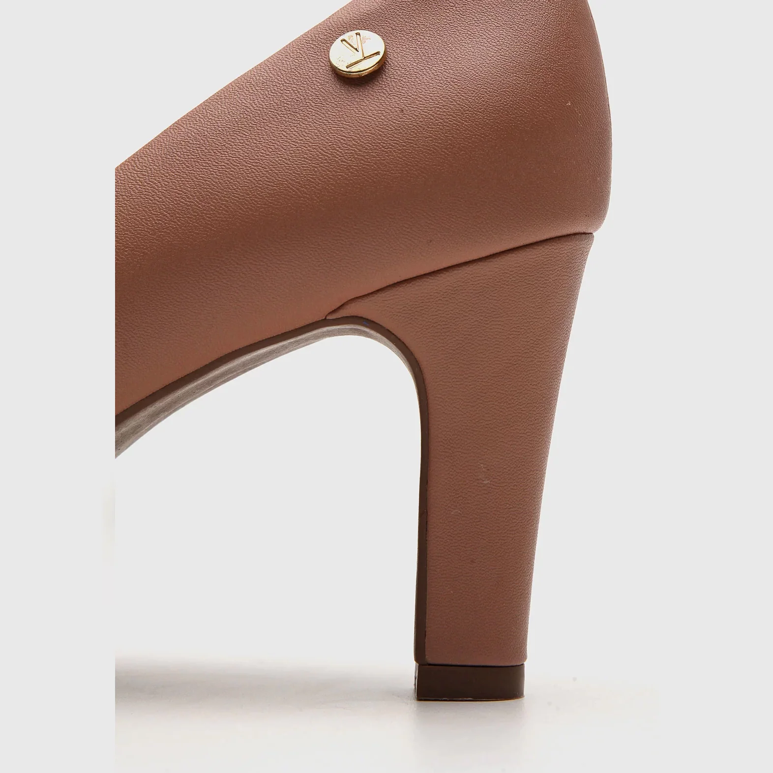 Vizzano 1840-301 Mid Heel Pump in Nude Napa - Image 5