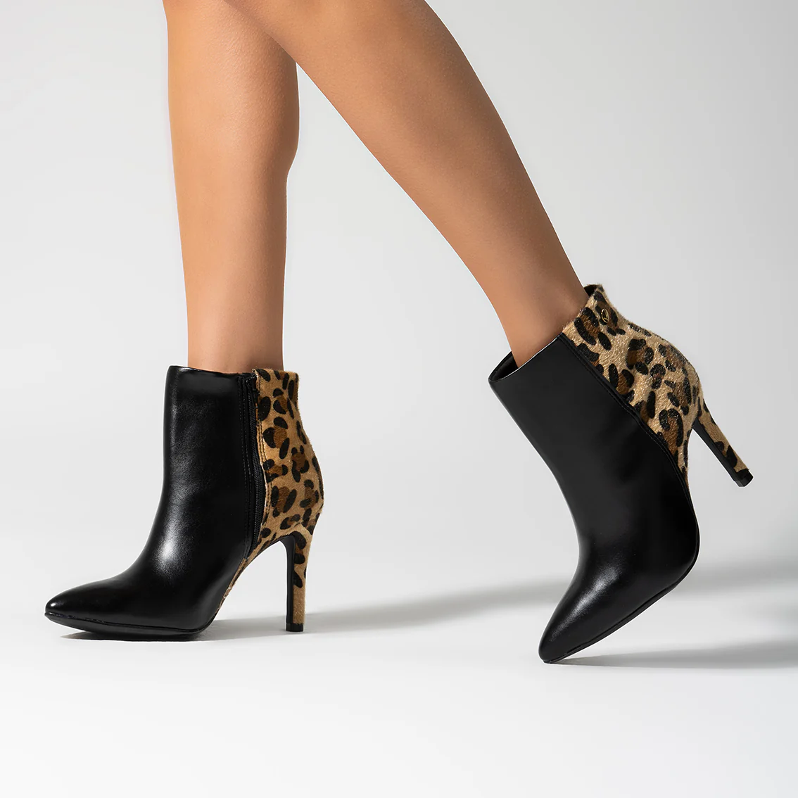 Vizzano 3049-219 Pointy Toe Stiletto Heel Ankle Boot in Black/Multi Beige - Image 2