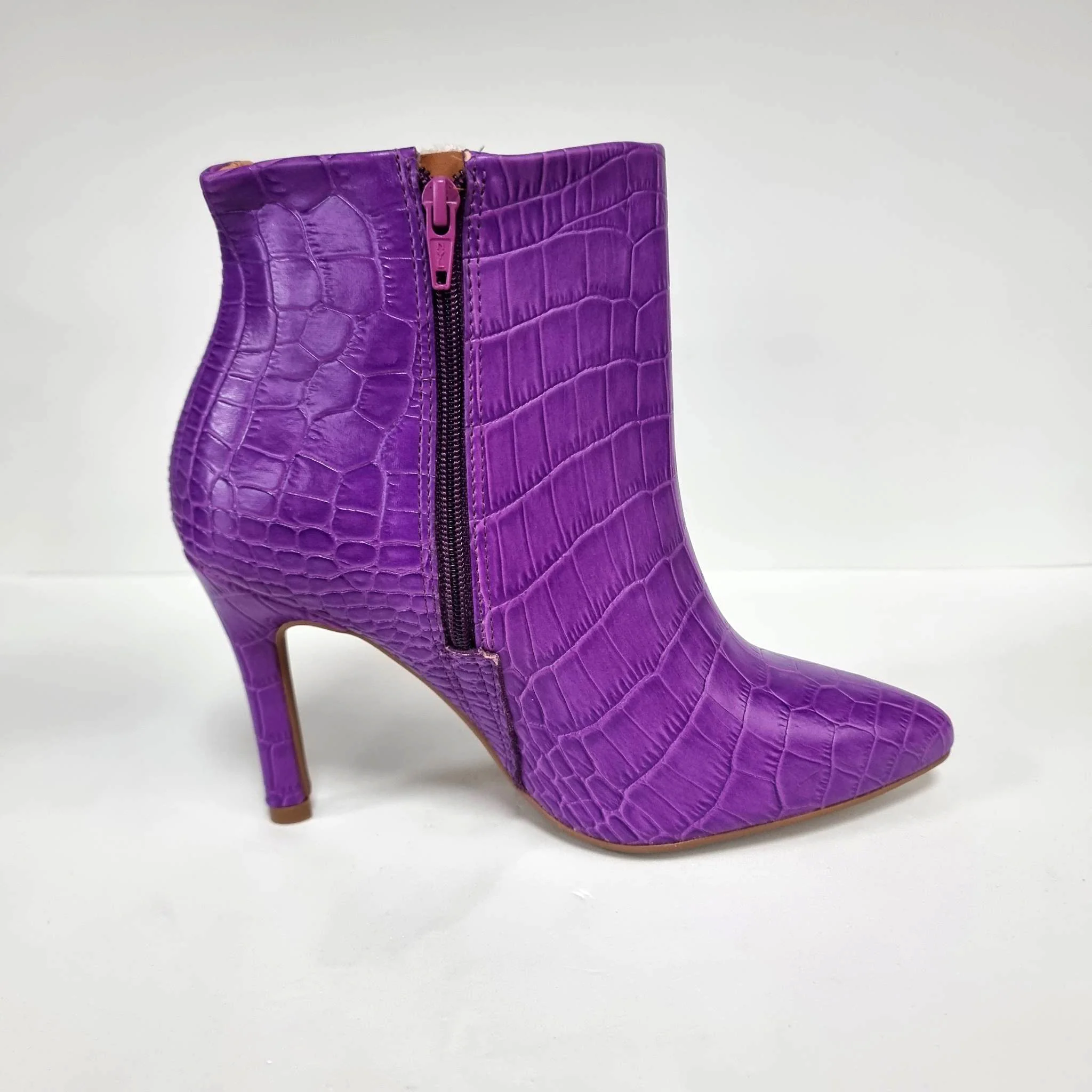 Vizzano 3049-219 Pointy Toe Stiletto Heel Ankle Boot in Light Violet Croc - Image 4