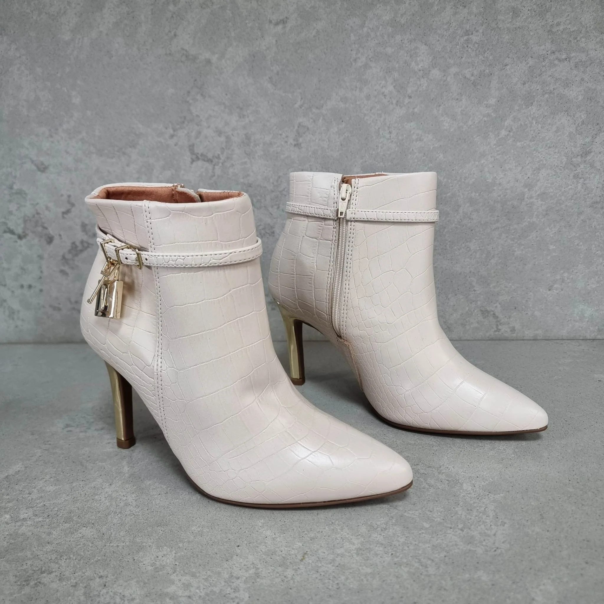 Vizzano 3049-246 Pointy Toe Golden Stiletto Heel Ankle Boot in Cream Croc - Image 2