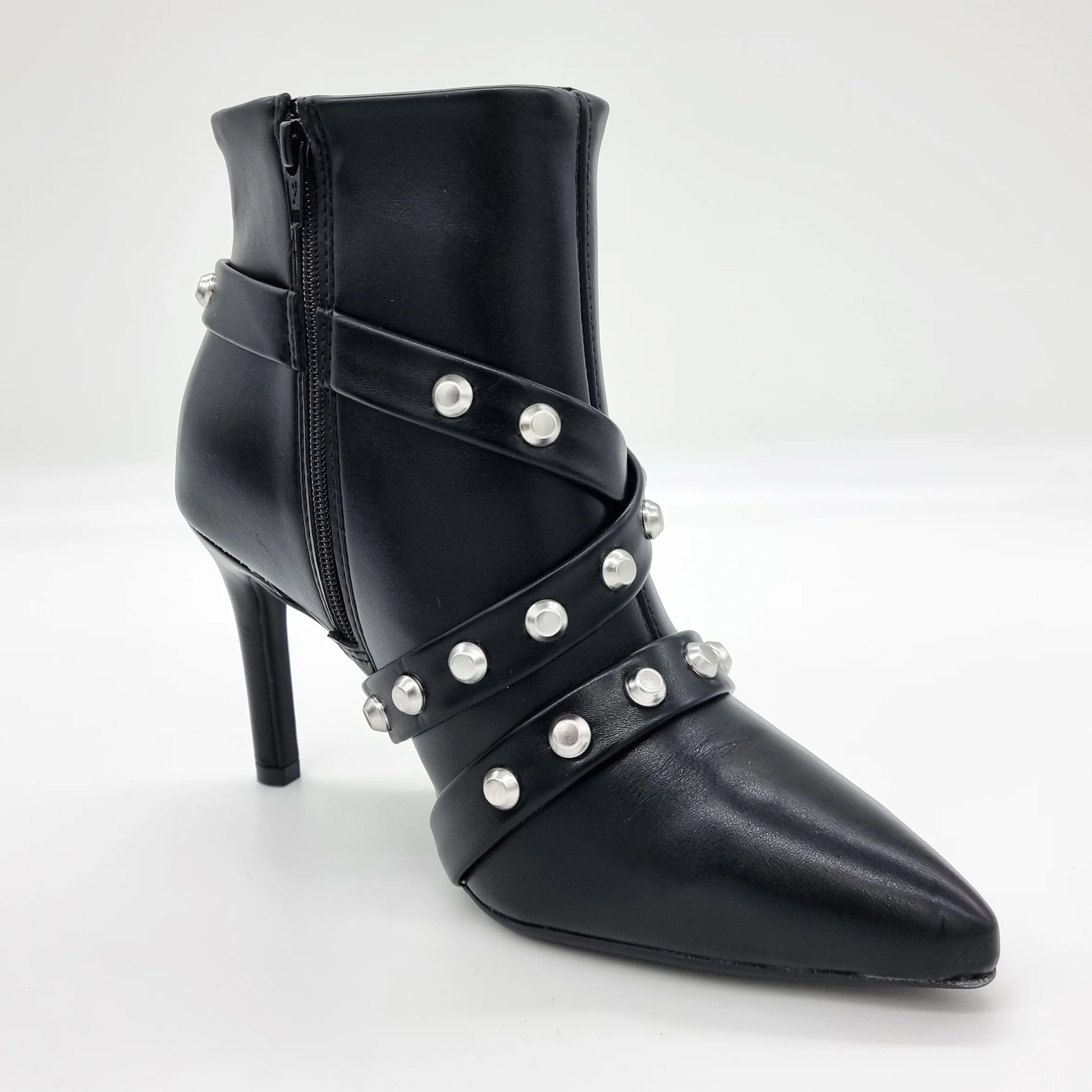 Vizzano 3049-247 Pointy Toe Stiletto Heel Ankle Boot in Black - Image 6