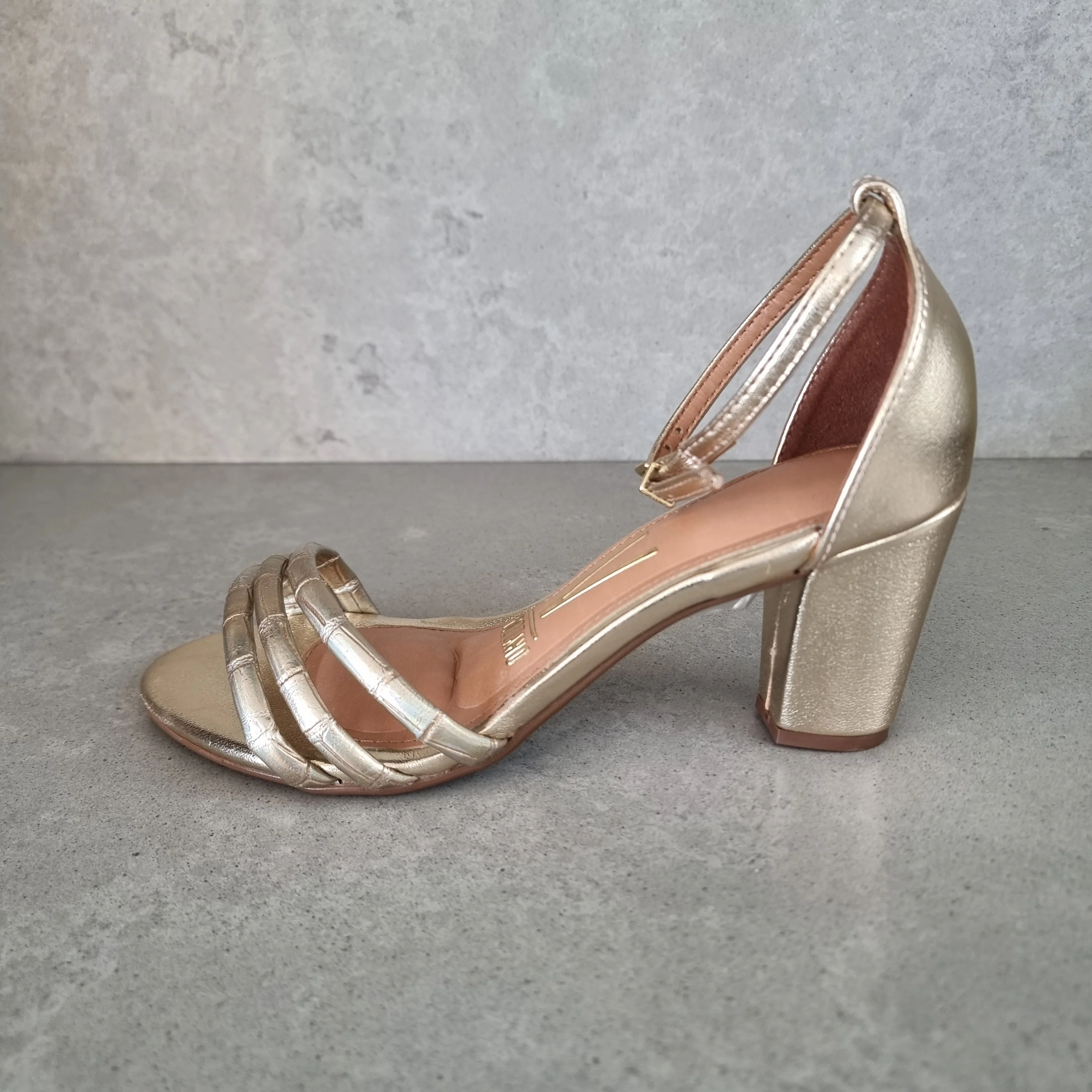 Vizzano 6262-1207 Block Heel Sandal in Golden - Image 3
