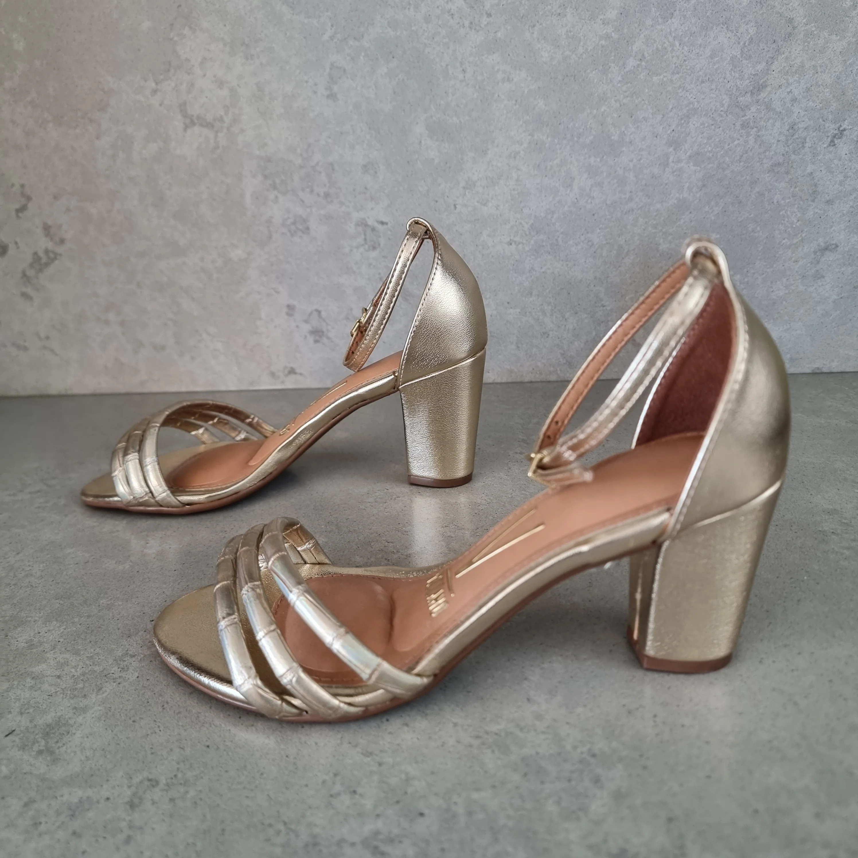 Vizzano 6262-1207 Block Heel Sandal in Golden - Image 5