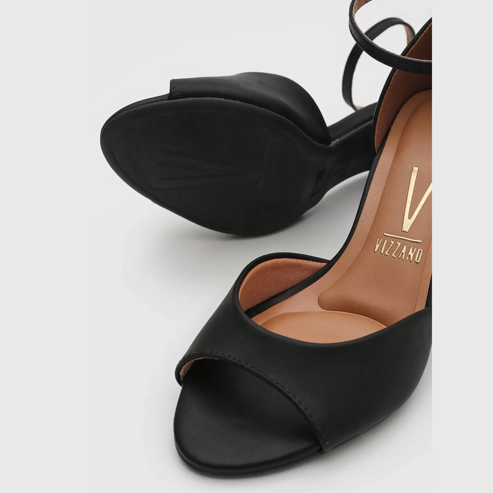 Vizzano 6262-406 Block Heel Sandal in Black Napa - Image 5