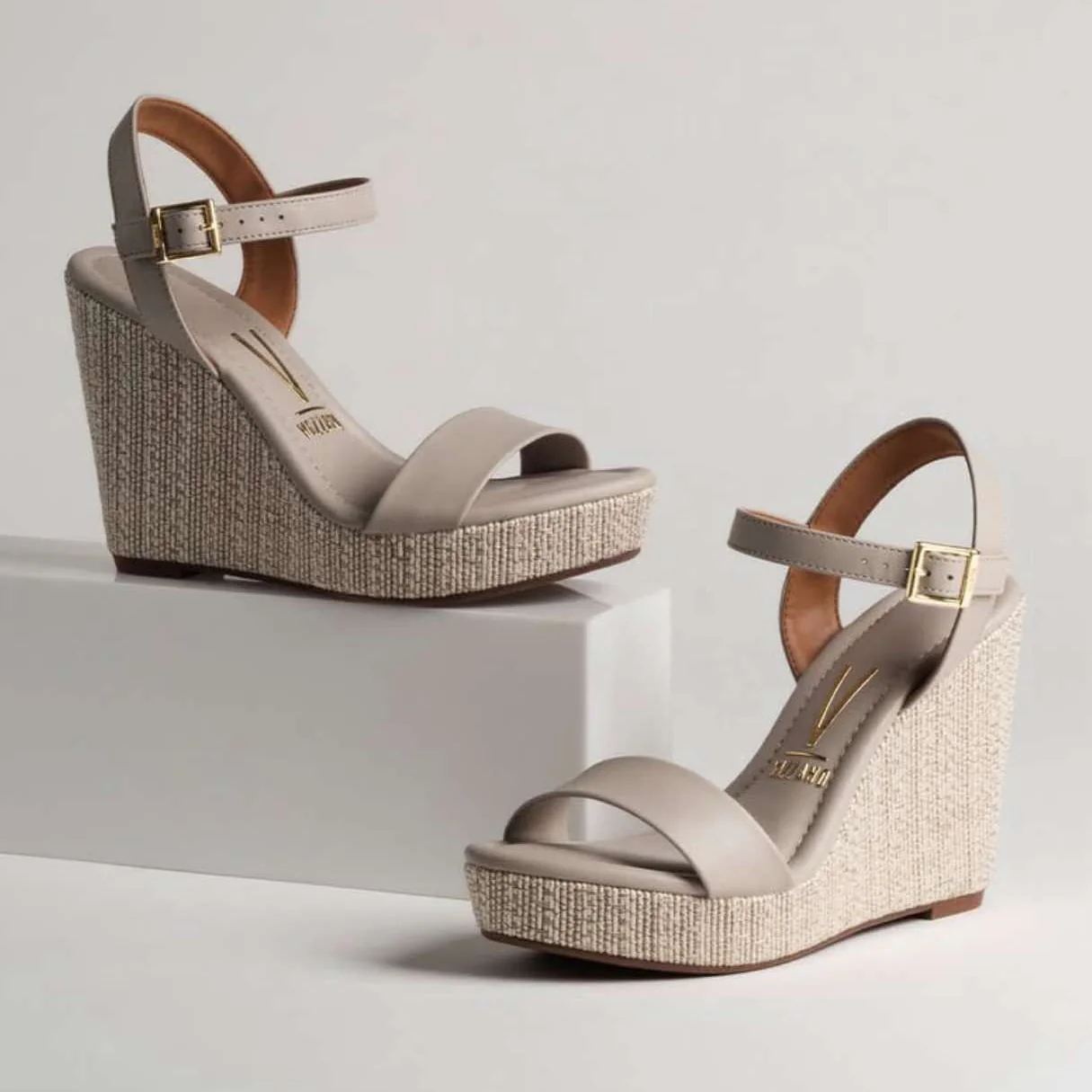 Vizzano 6283-2000 Raffia Wedge Sandal in Grey Napa - Image 2