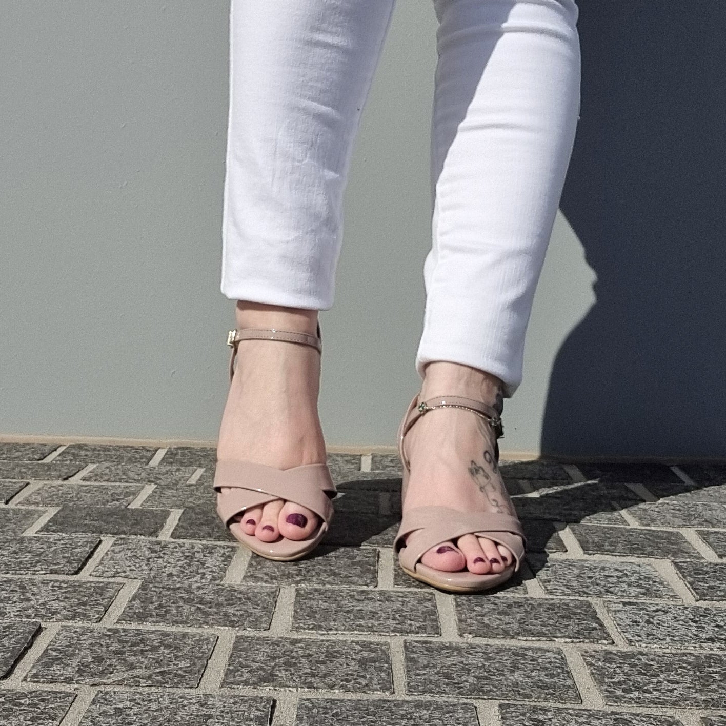 Vizzano 6291-927 Block Heel Sandal in Taupe Patent - Image 10