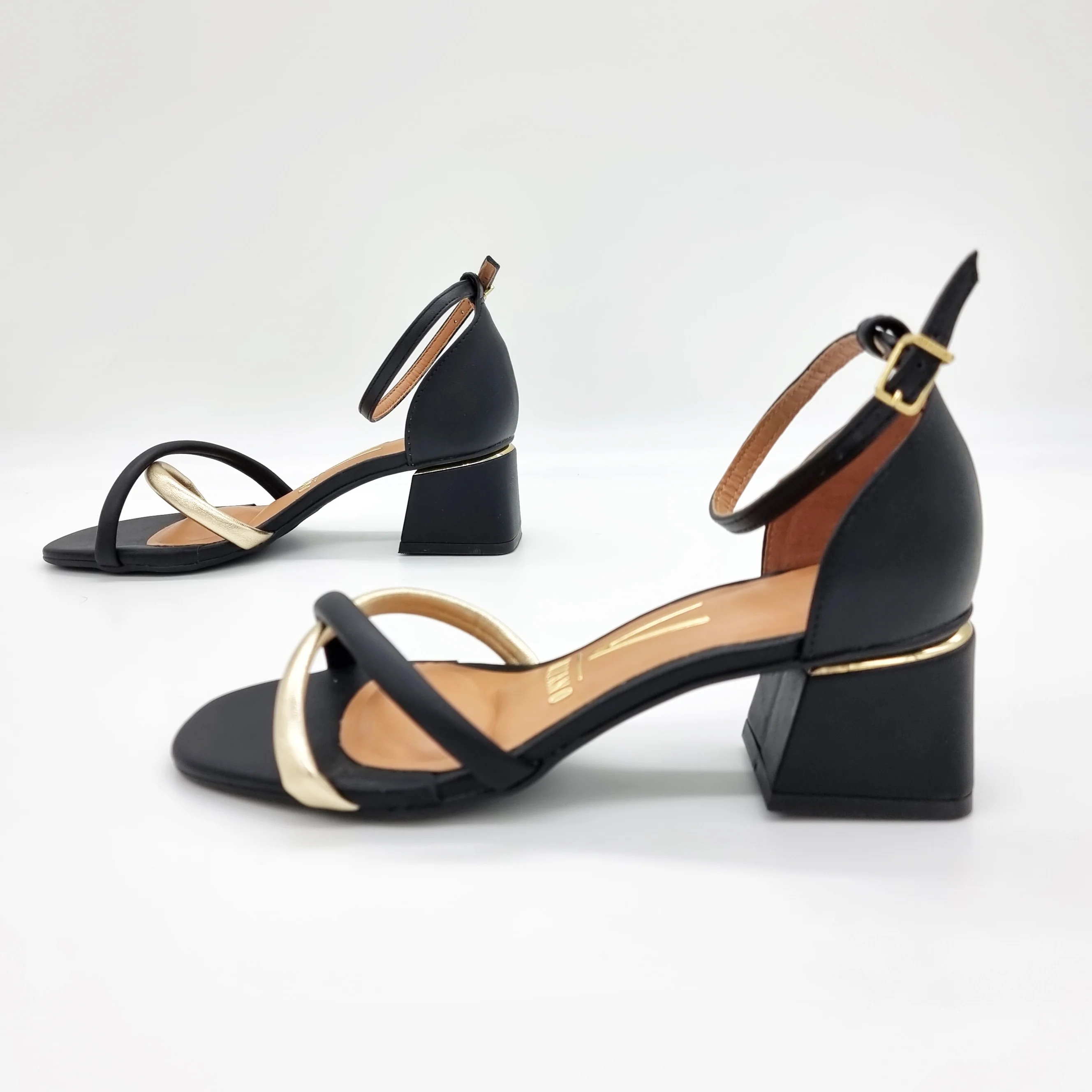 Vizzano 6428-131 Low Heel Sandal in Black/Golden - Image 3