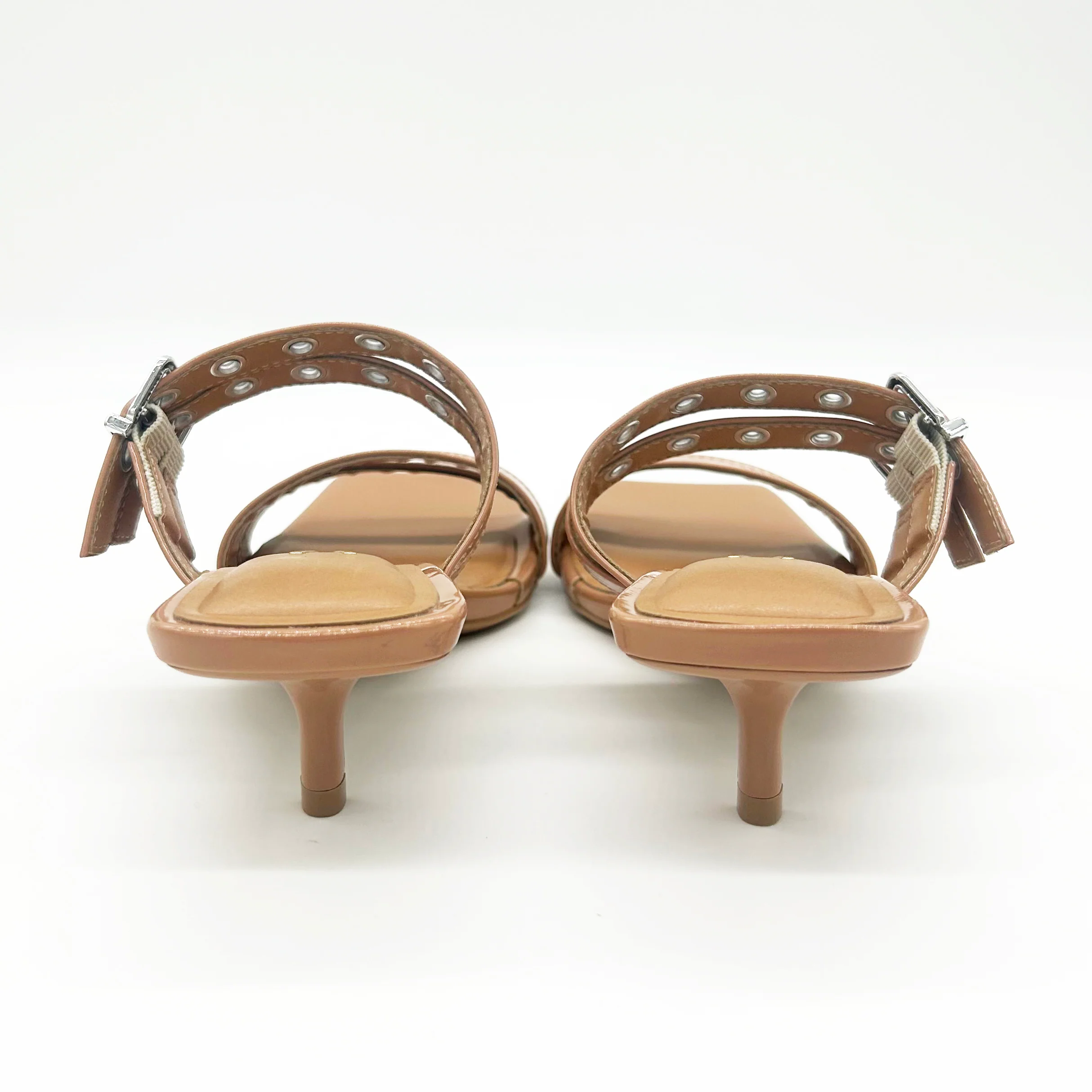 Vizzano 6518-103 Kitten Heel Mule in Nude Patent - Image 4