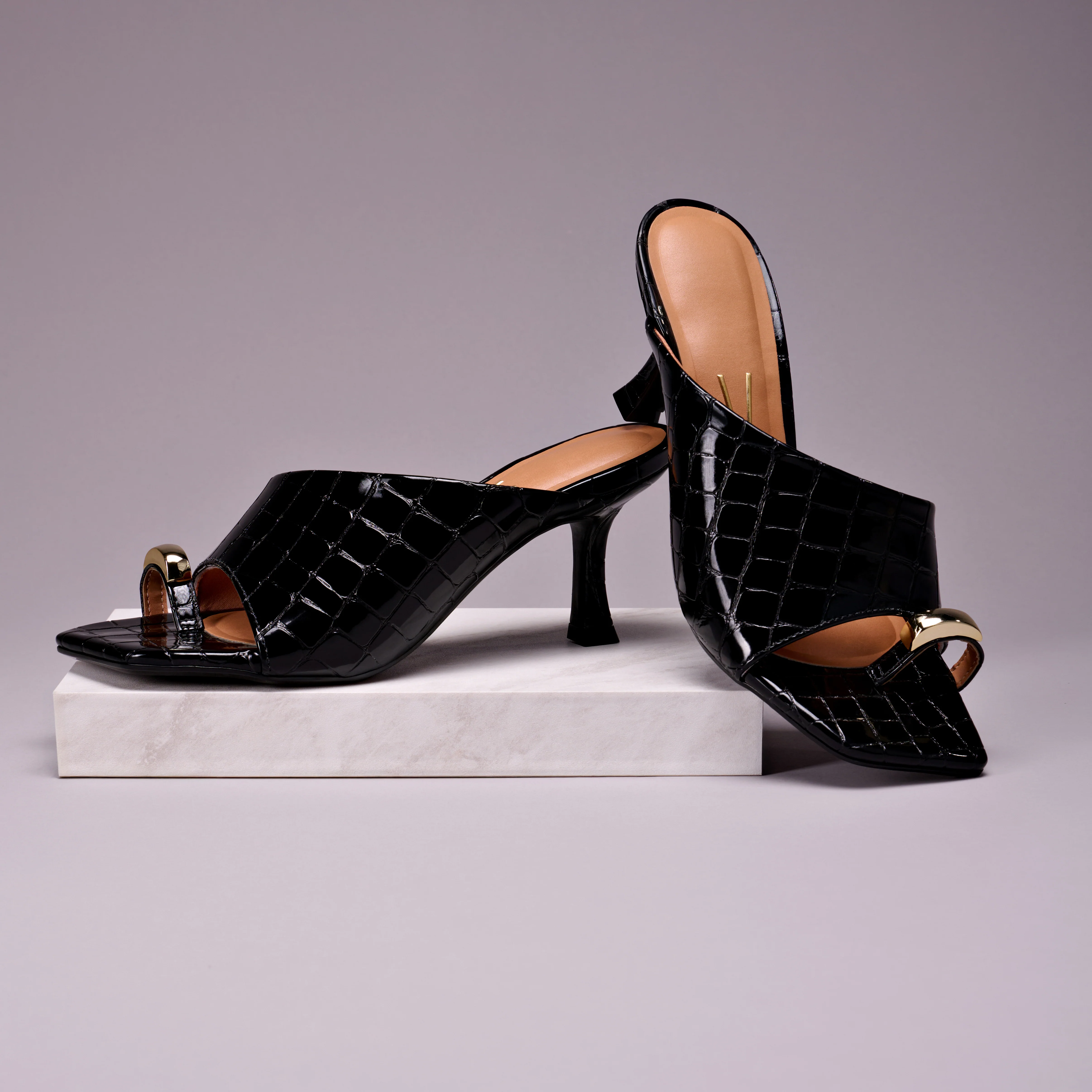 Vizzano 6536-102 Croc Effect Open Toe Mule Heel in Black - Image 2